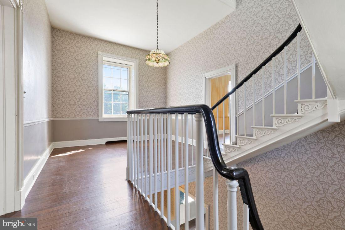 MAYS CHAPEL - Residential