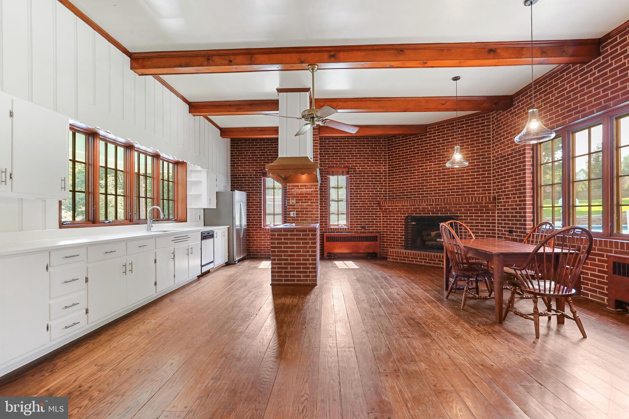 MAYS CHAPEL - Residential