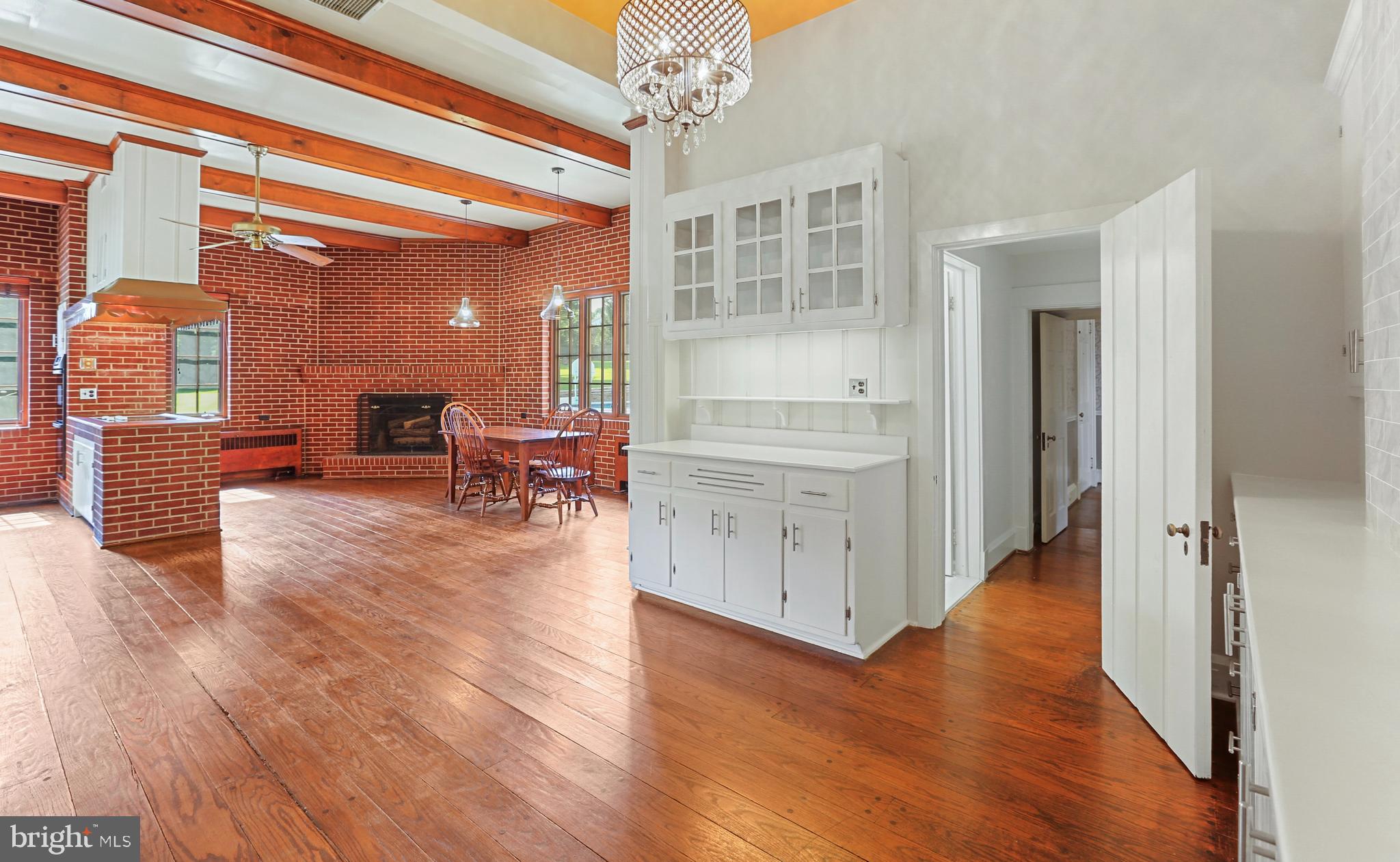 MAYS CHAPEL - Residential