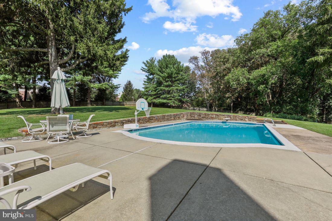 MAYS CHAPEL - Residential