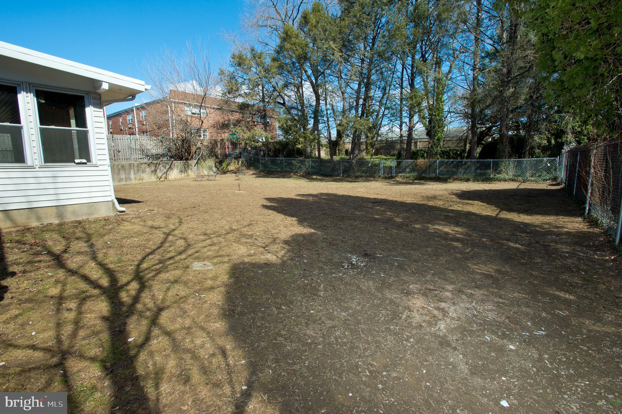 CLIFTON HEIGHTS - Residential