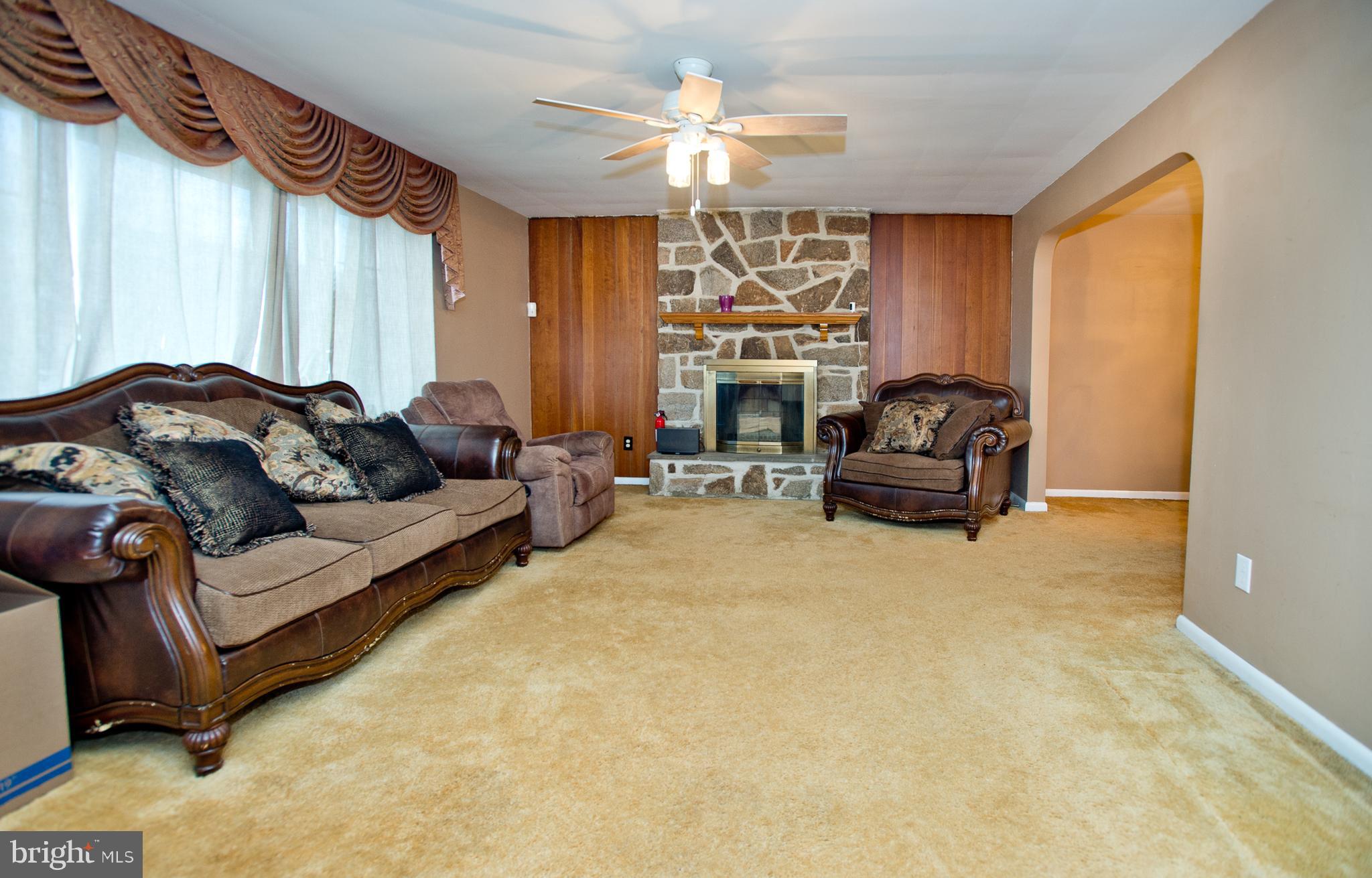 CLIFTON HEIGHTS - Residential