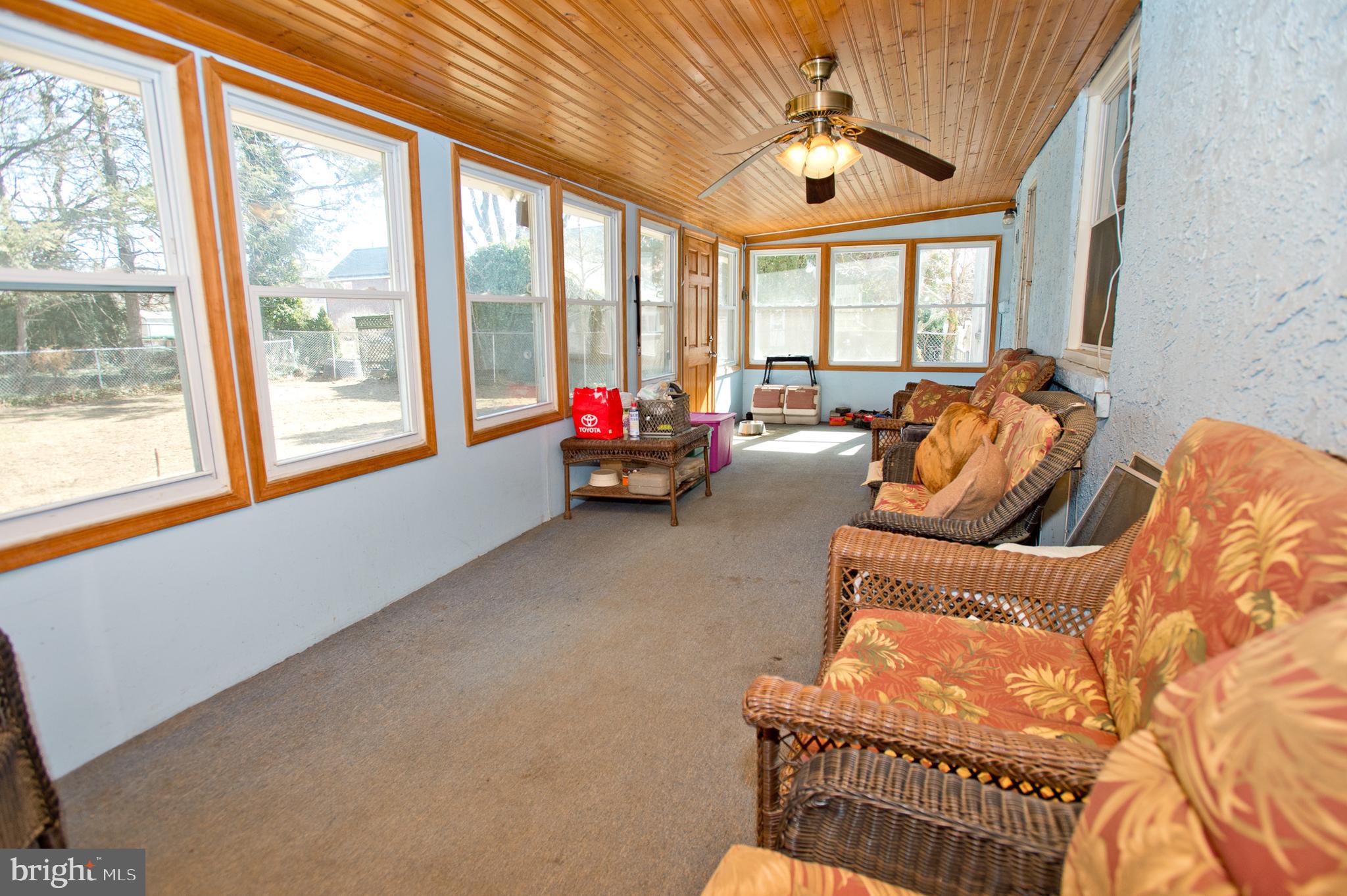 CLIFTON HEIGHTS - Residential