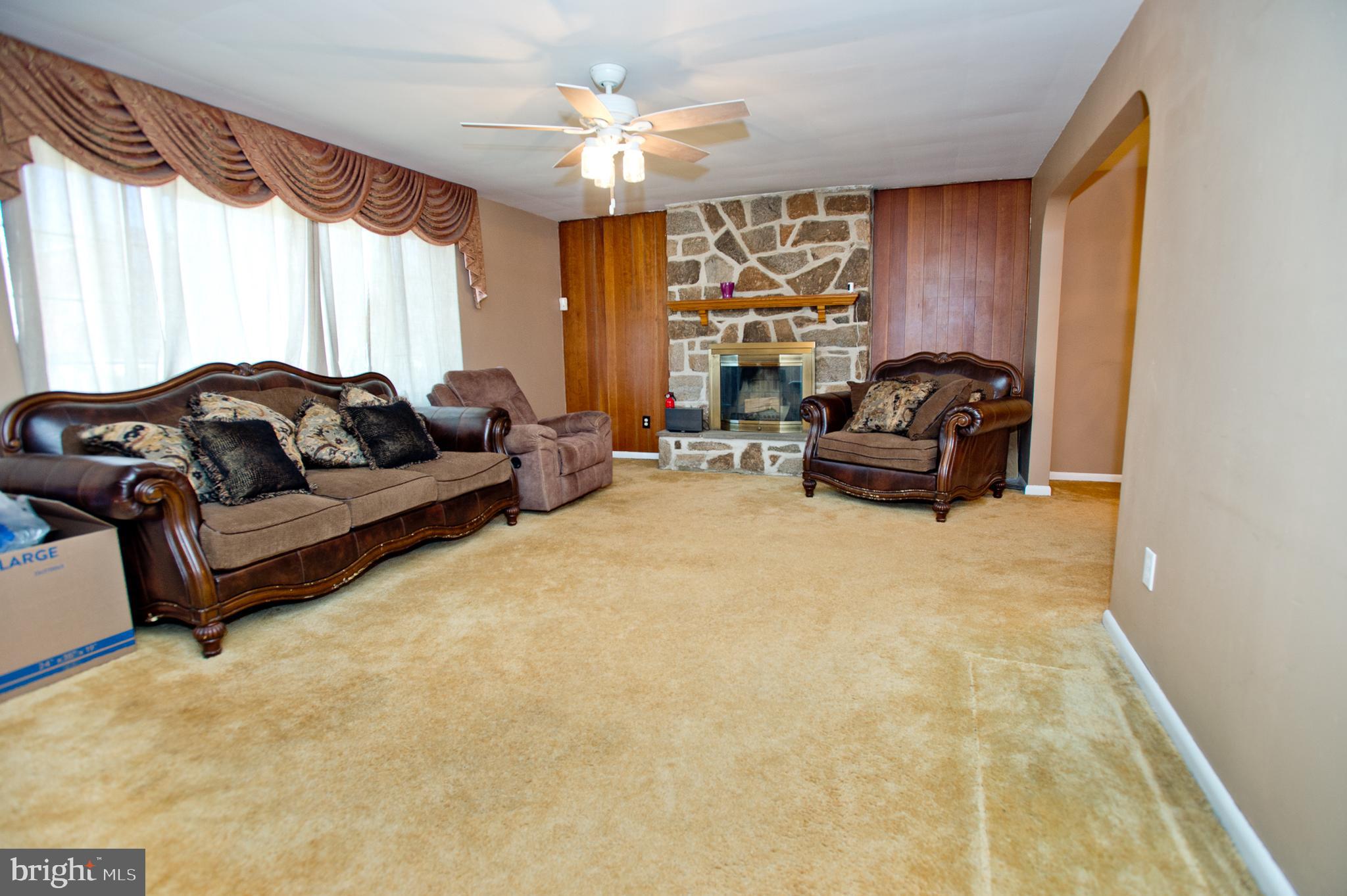 CLIFTON HEIGHTS - Residential