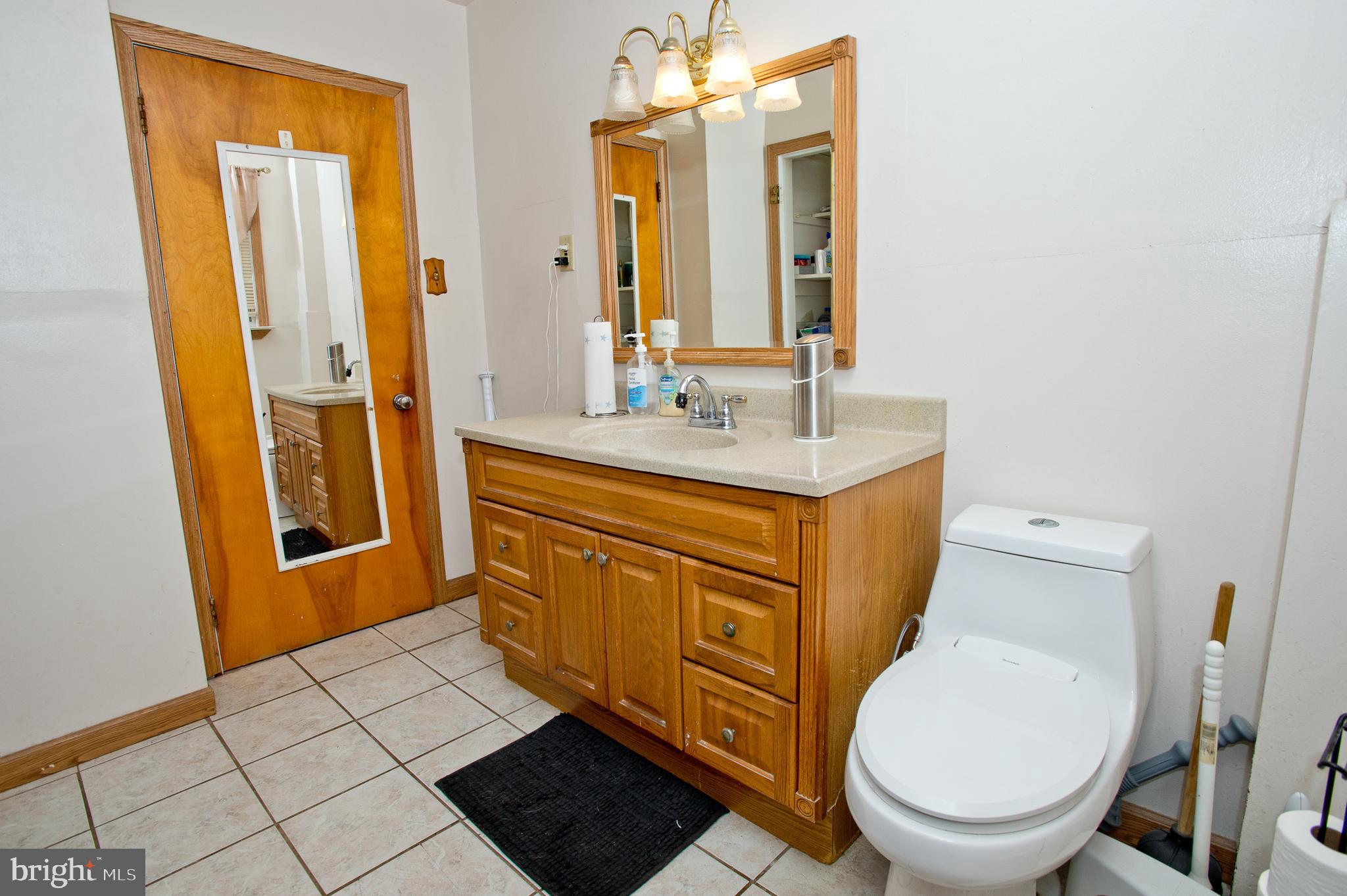 CLIFTON HEIGHTS - Residential