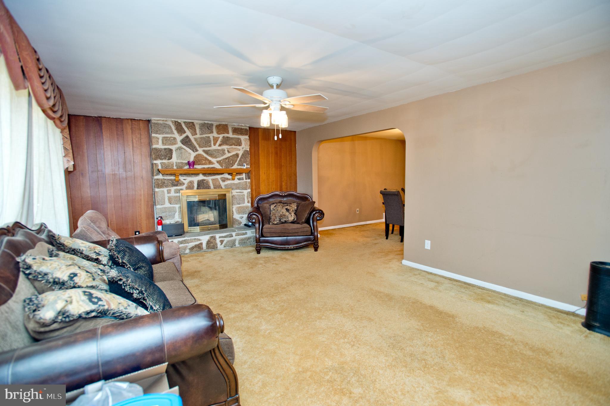 CLIFTON HEIGHTS - Residential