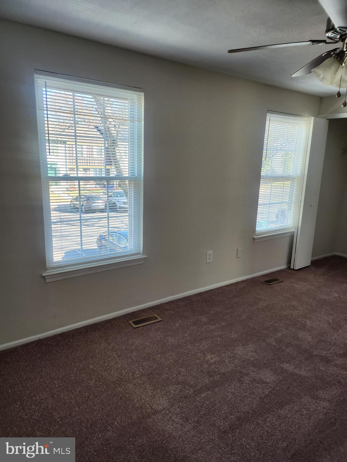 LAKE VILLAGE MANOR - Residential Lease