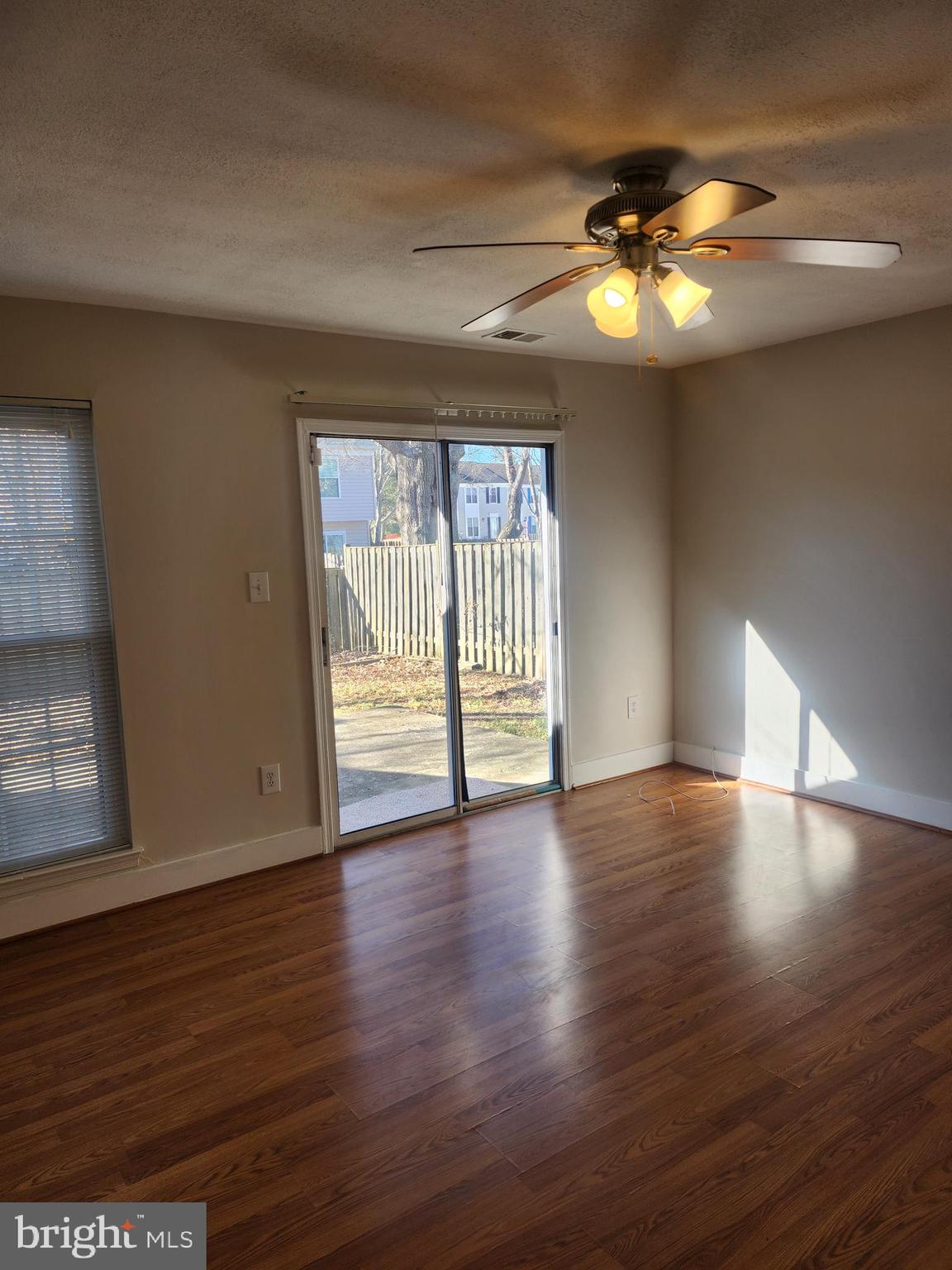 LAKE VILLAGE MANOR - Residential Lease