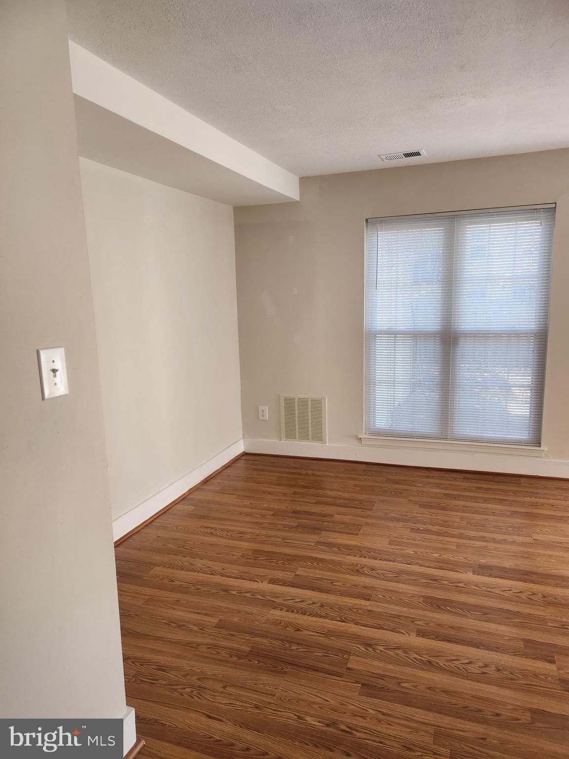 LAKE VILLAGE MANOR - Residential Lease