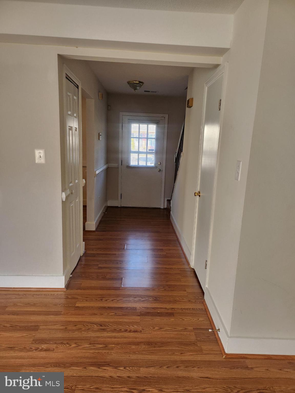 LAKE VILLAGE MANOR - Residential Lease