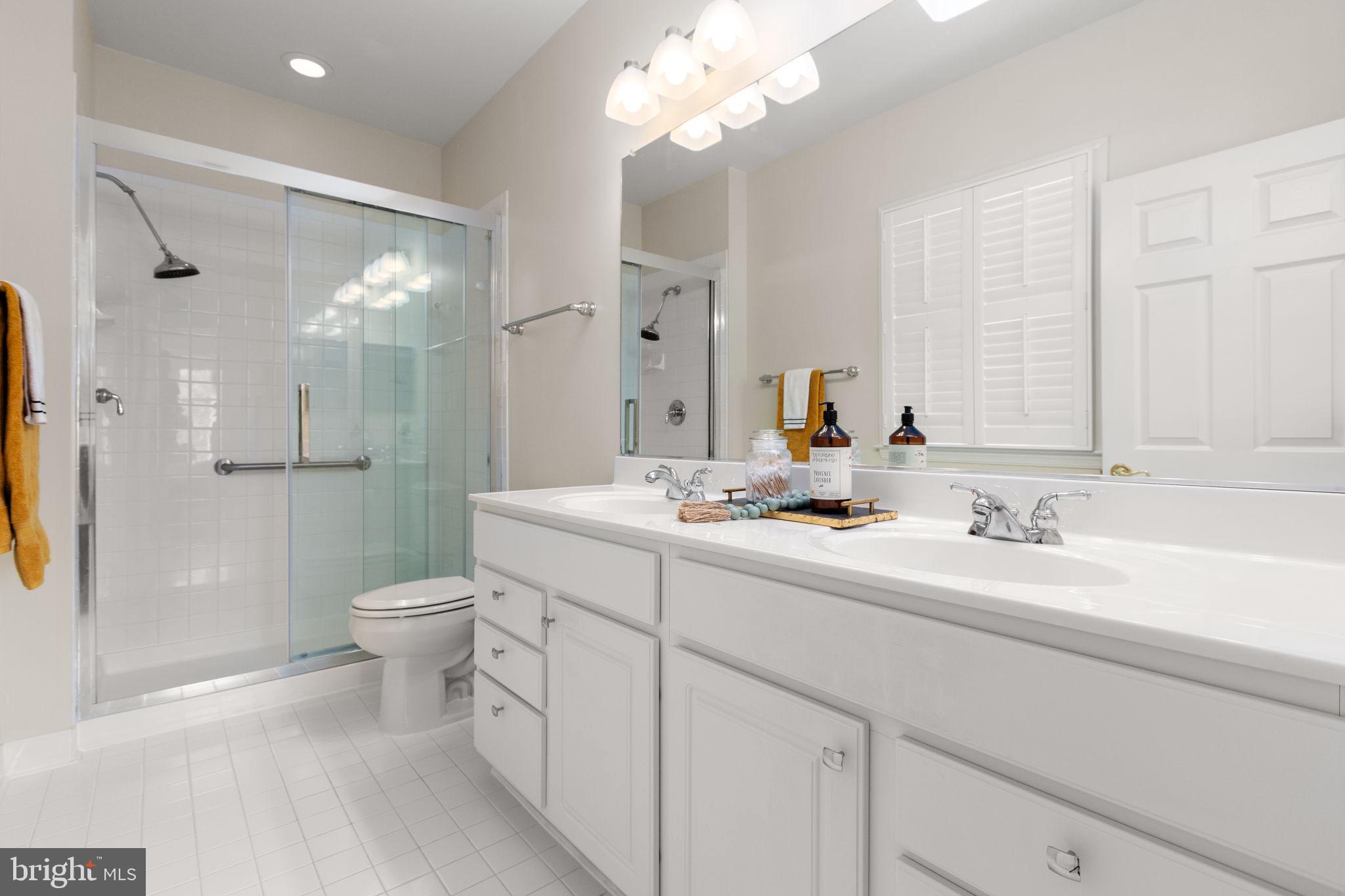 FALLS RUN - Residential