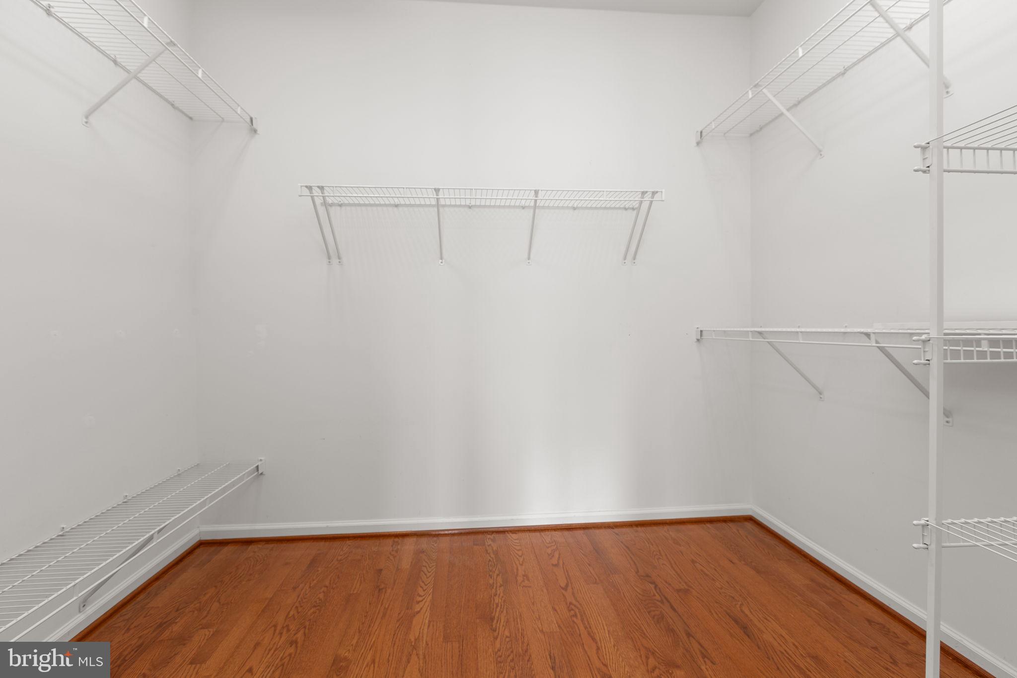 FALLS RUN - Residential