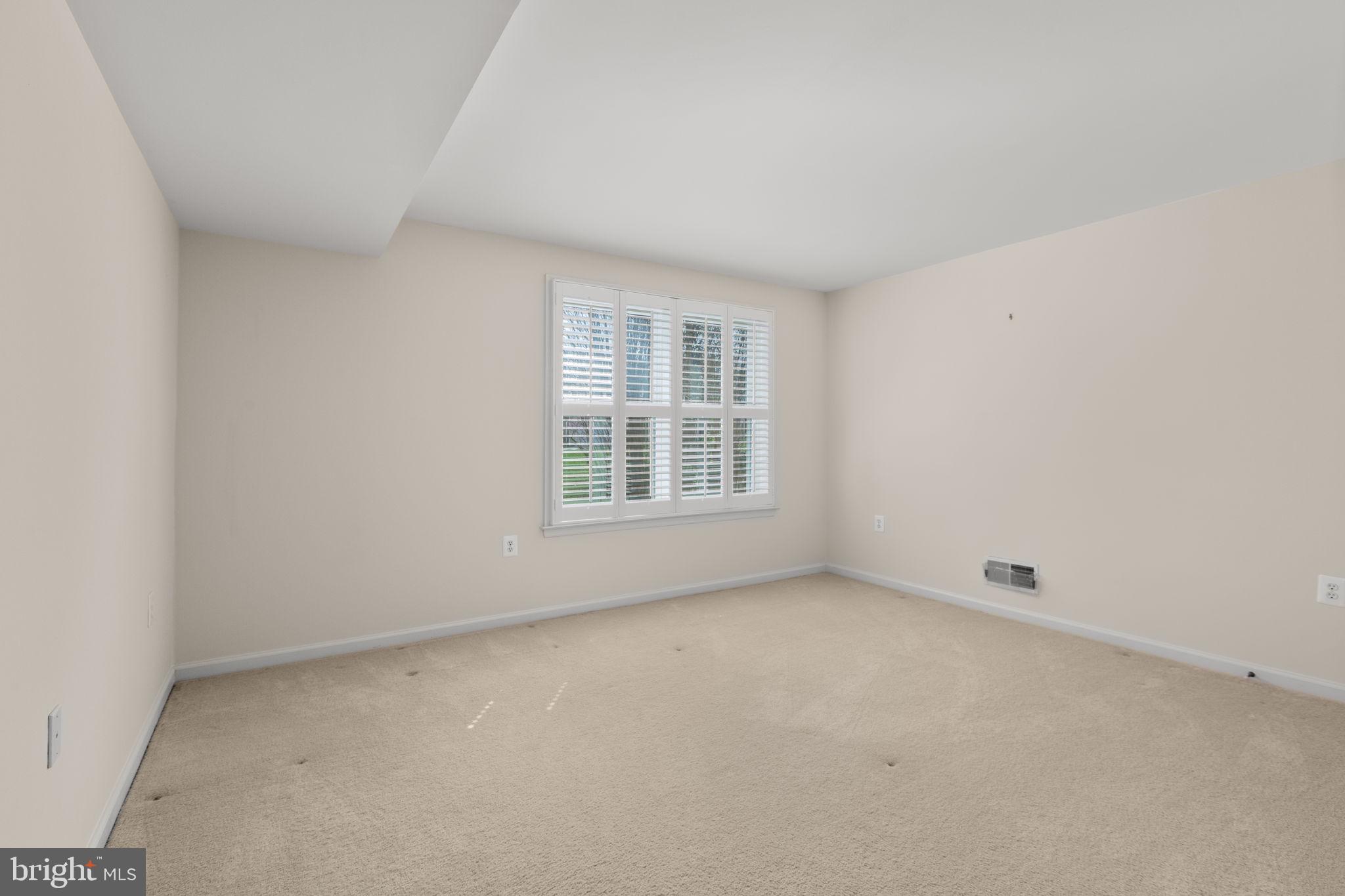 FALLS RUN - Residential