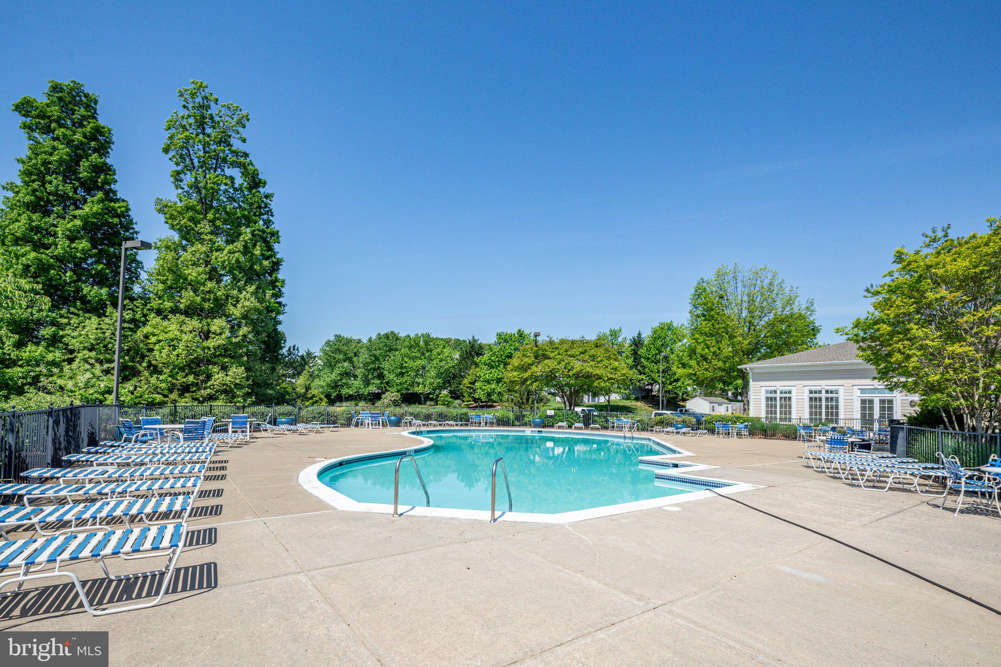 FALLS RUN - Residential