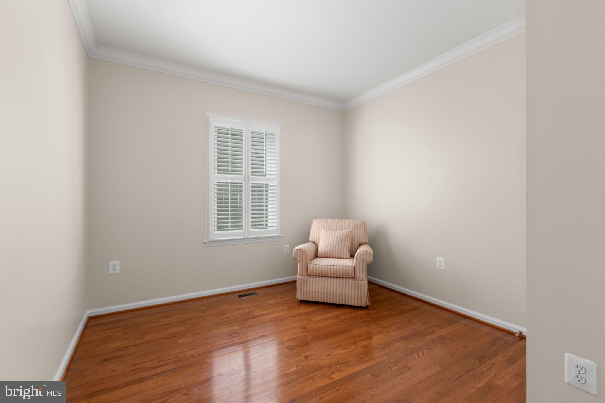 FALLS RUN - Residential