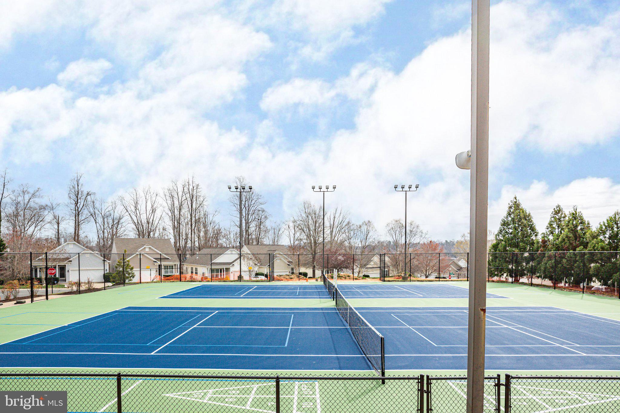 FALLS RUN - Residential