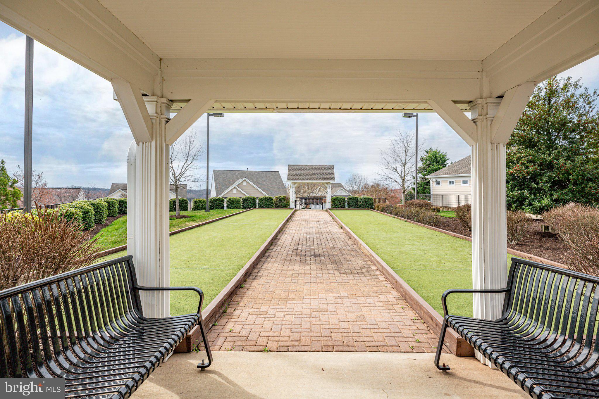 FALLS RUN - Residential