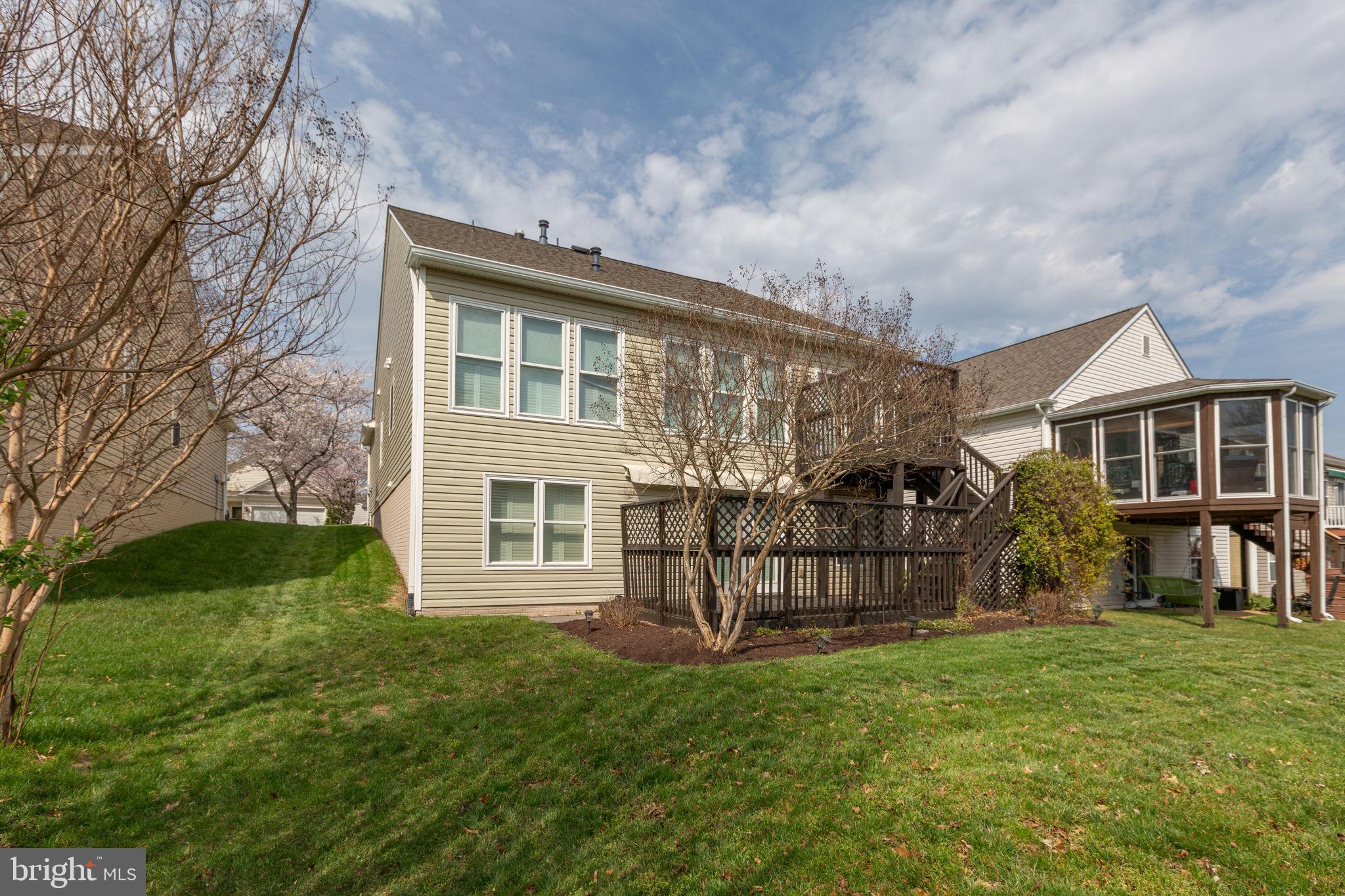 FALLS RUN - Residential