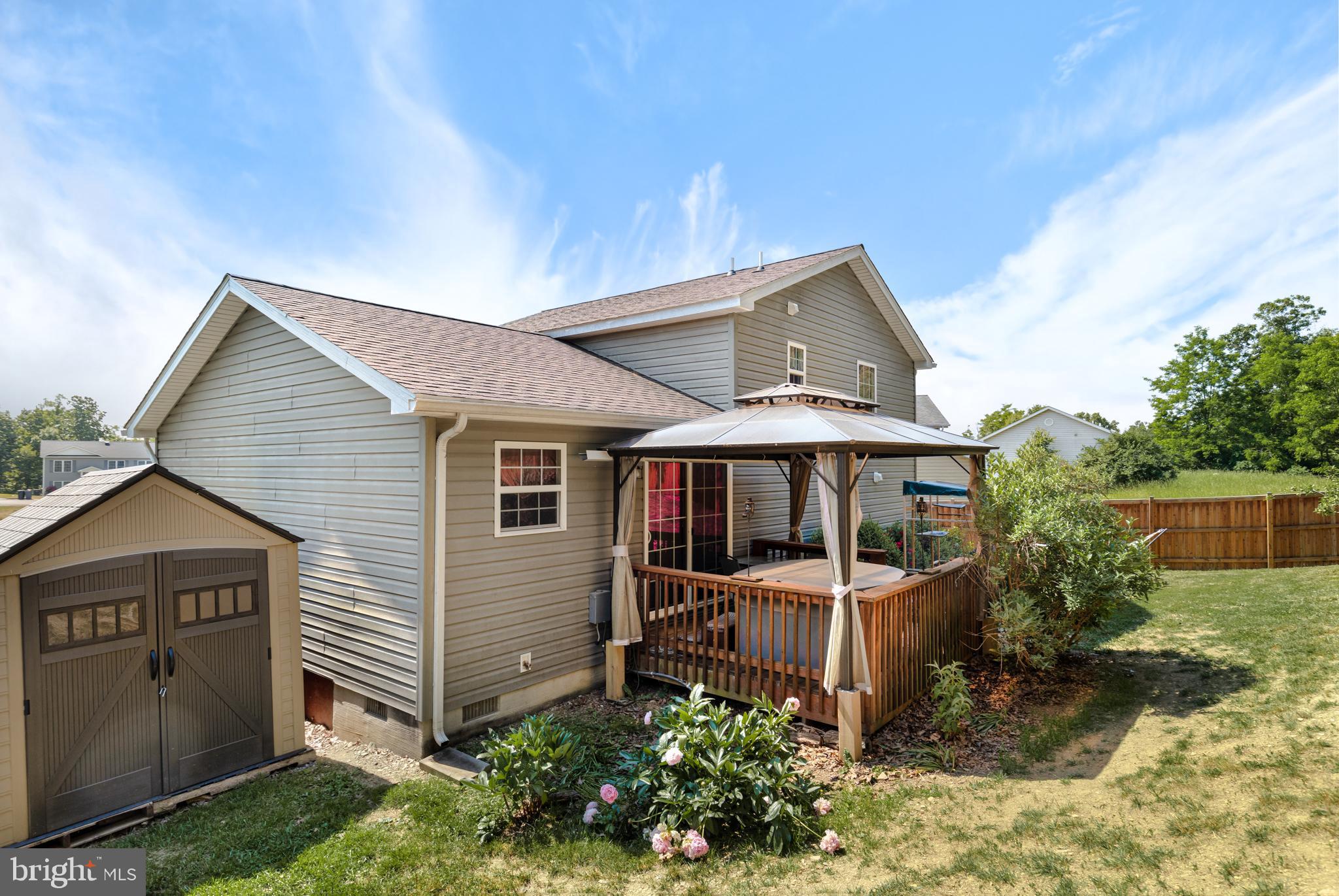 CHESSIE COURT - Residential