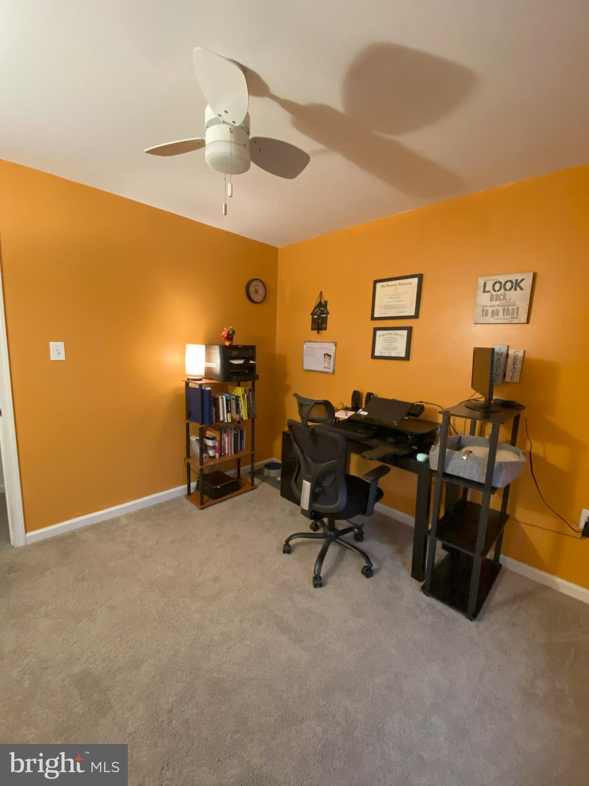 CHESSIE COURT - Residential