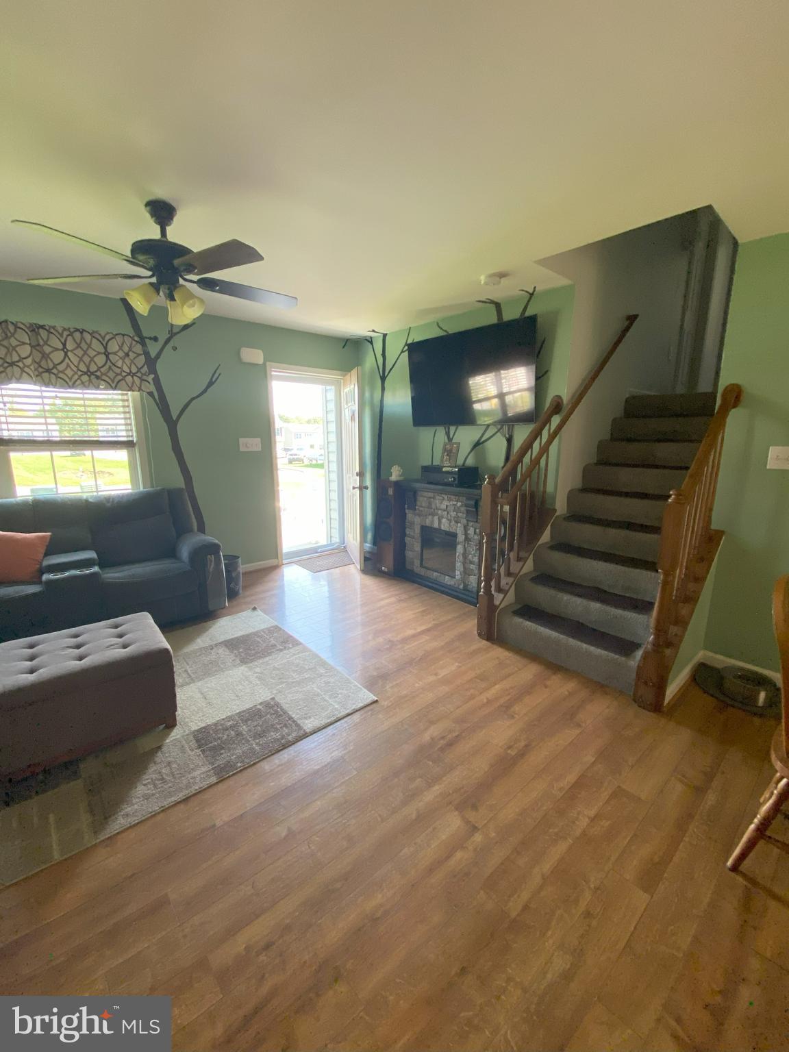 CHESSIE COURT - Residential