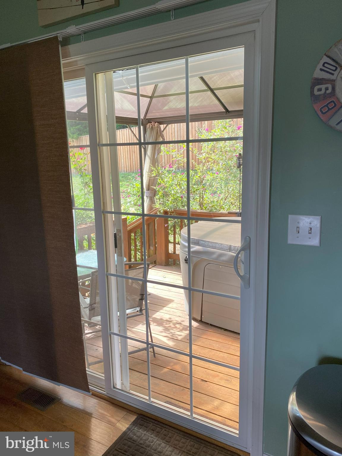 CHESSIE COURT - Residential