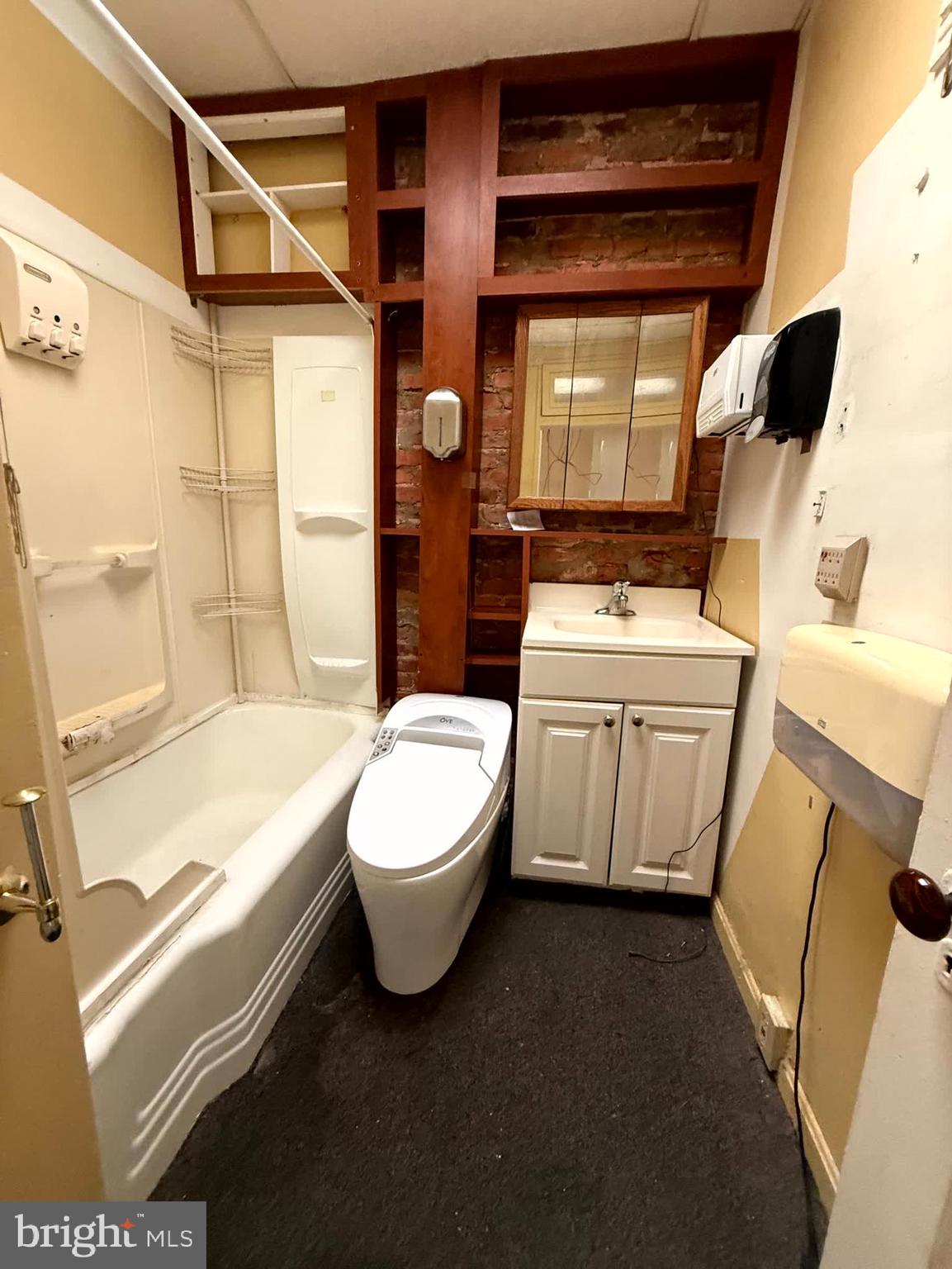 ELWOOD PARK - Residential