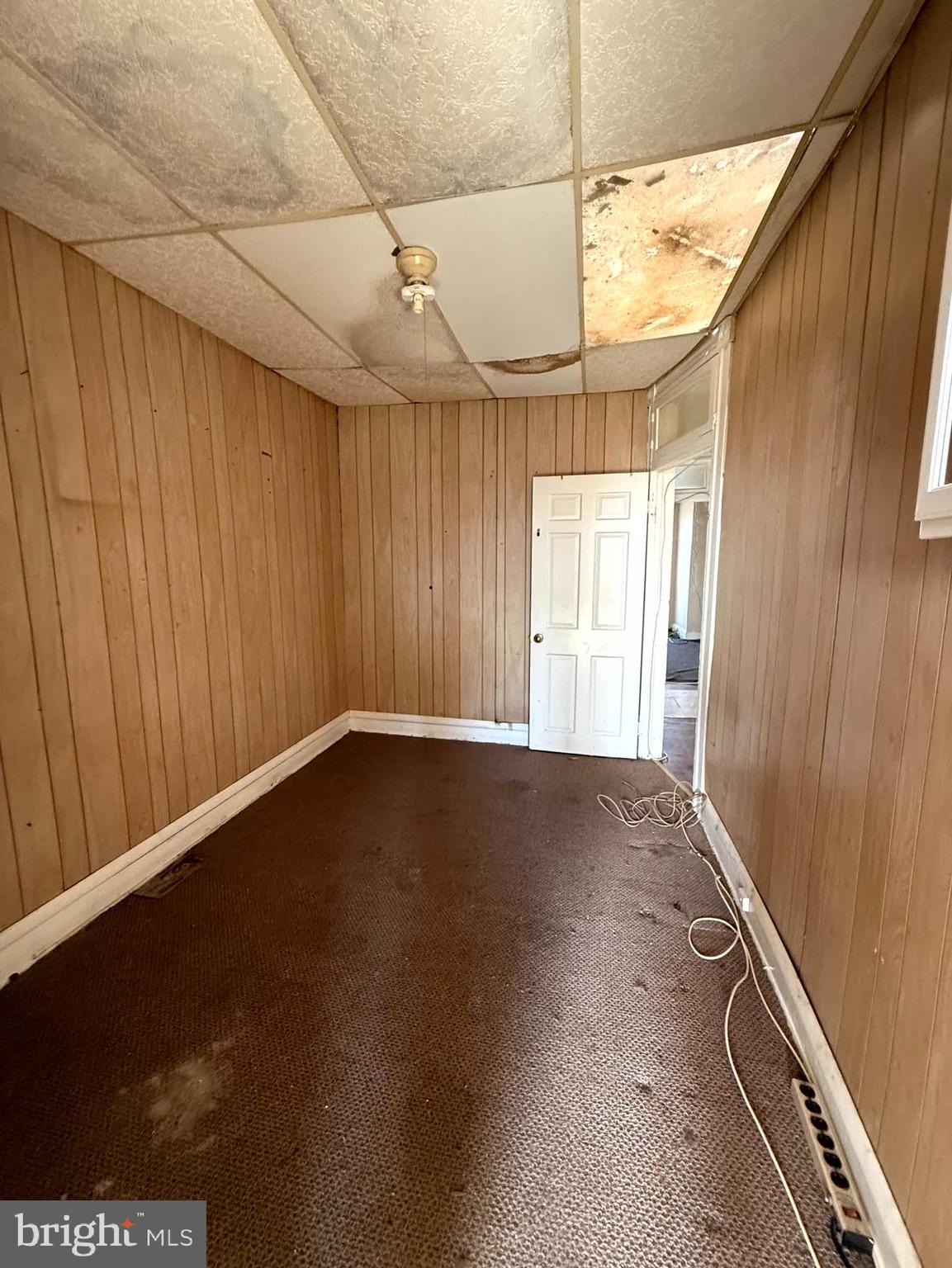 ELWOOD PARK - Residential