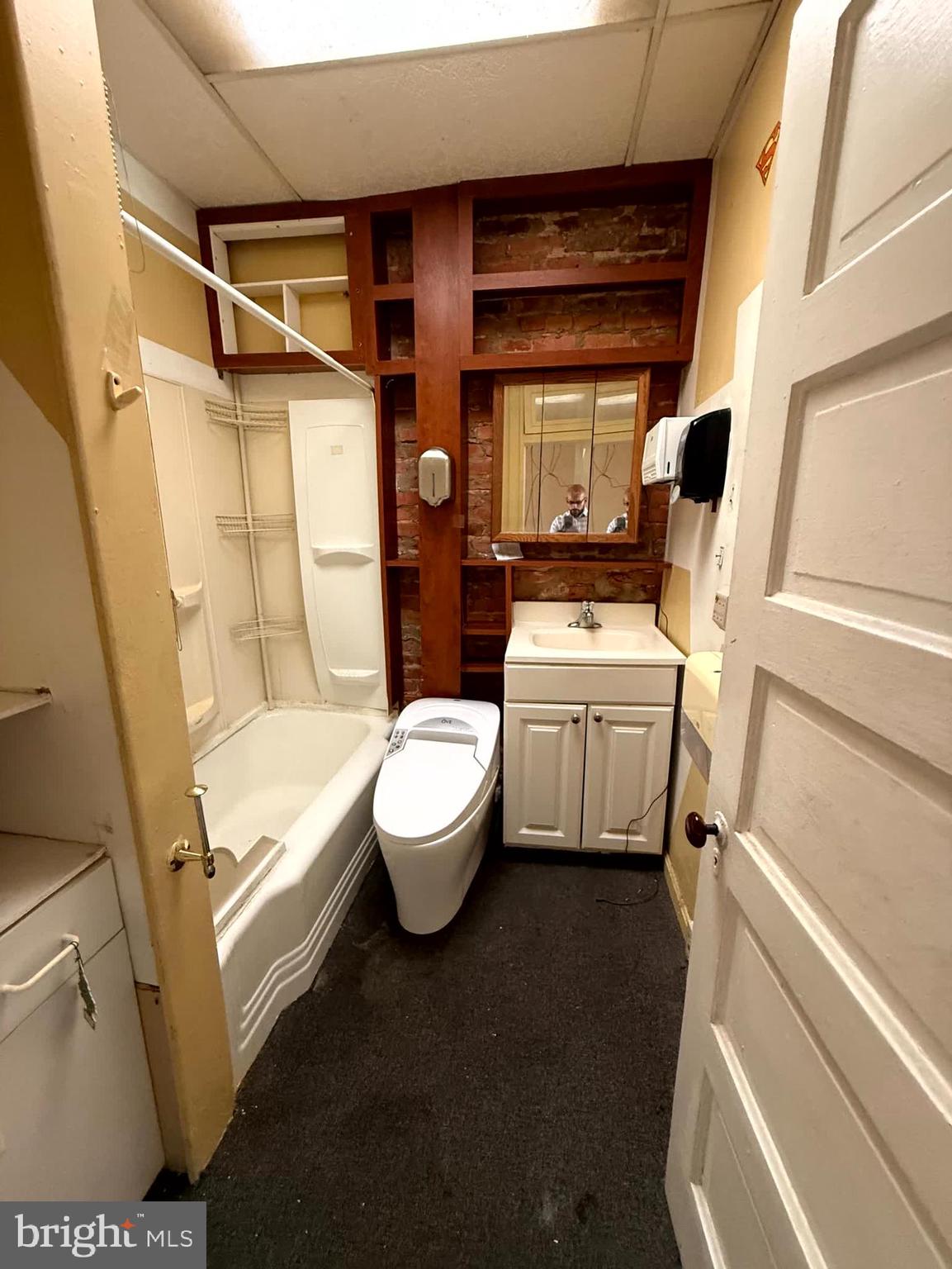 ELWOOD PARK - Residential