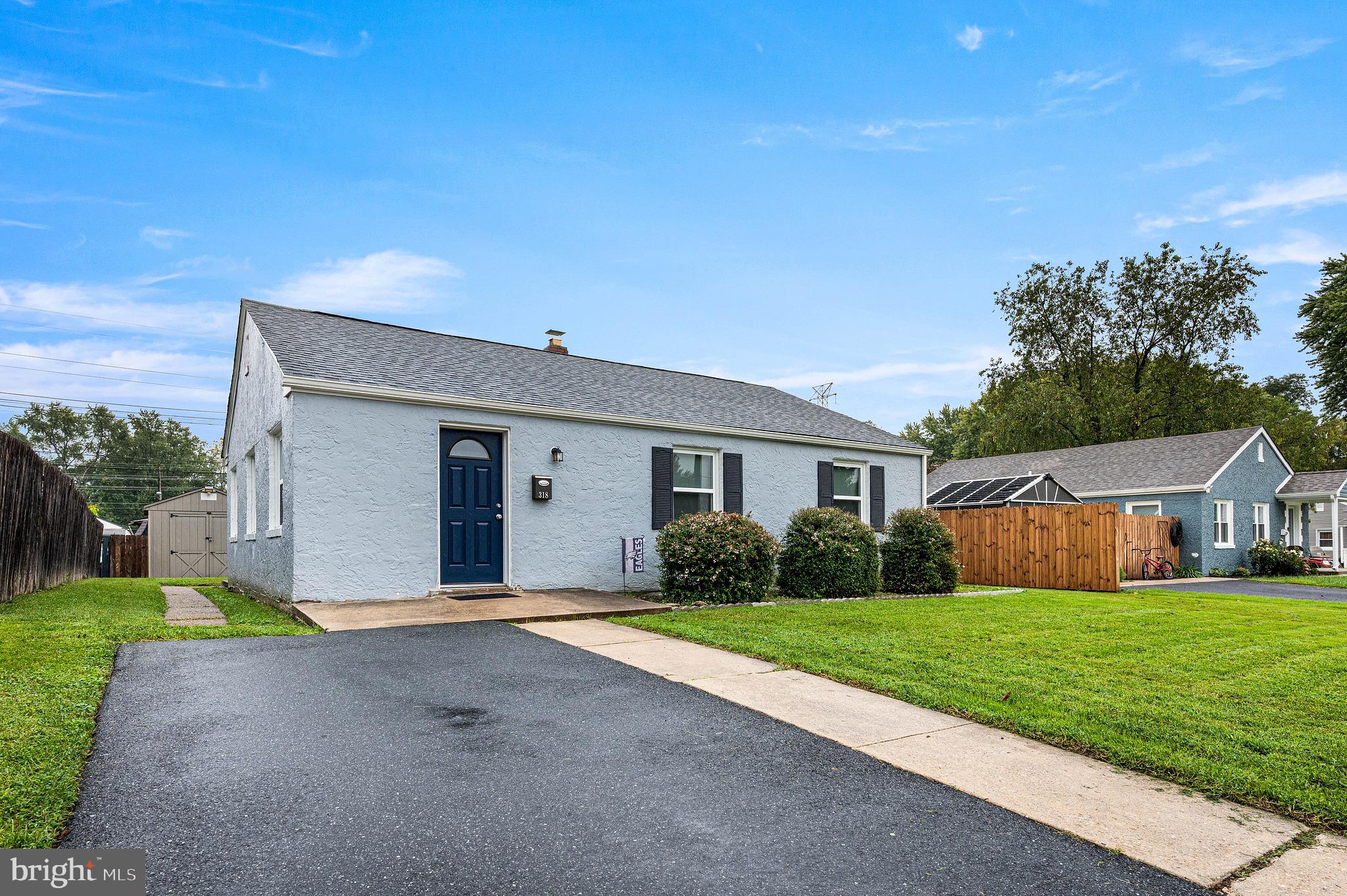 318 ELWOOD PLACE