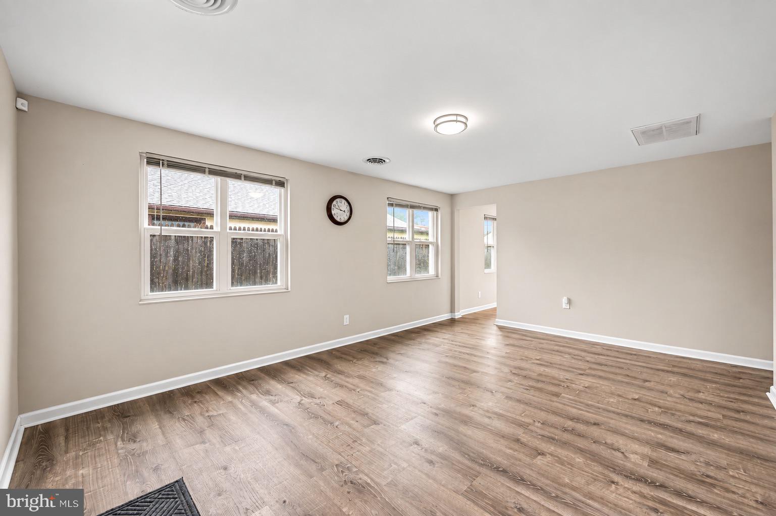 318 ELWOOD PLACE