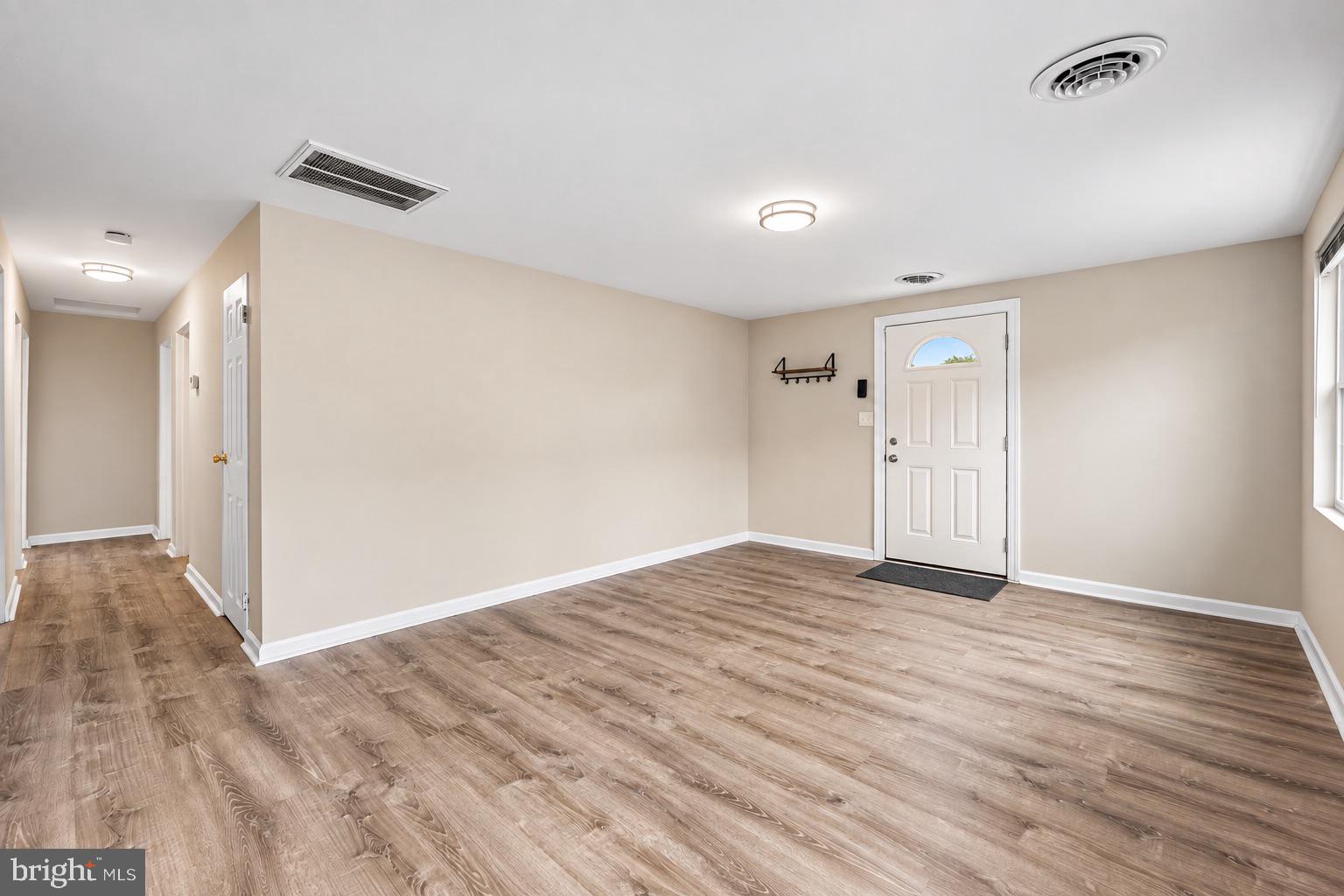 318 ELWOOD PLACE