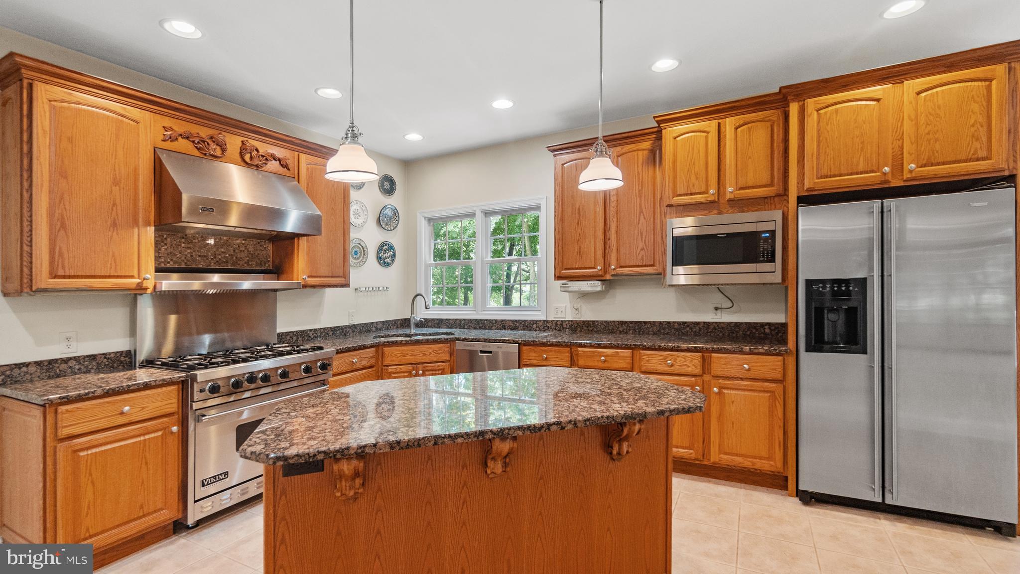 SHALLOWS THE - Residential