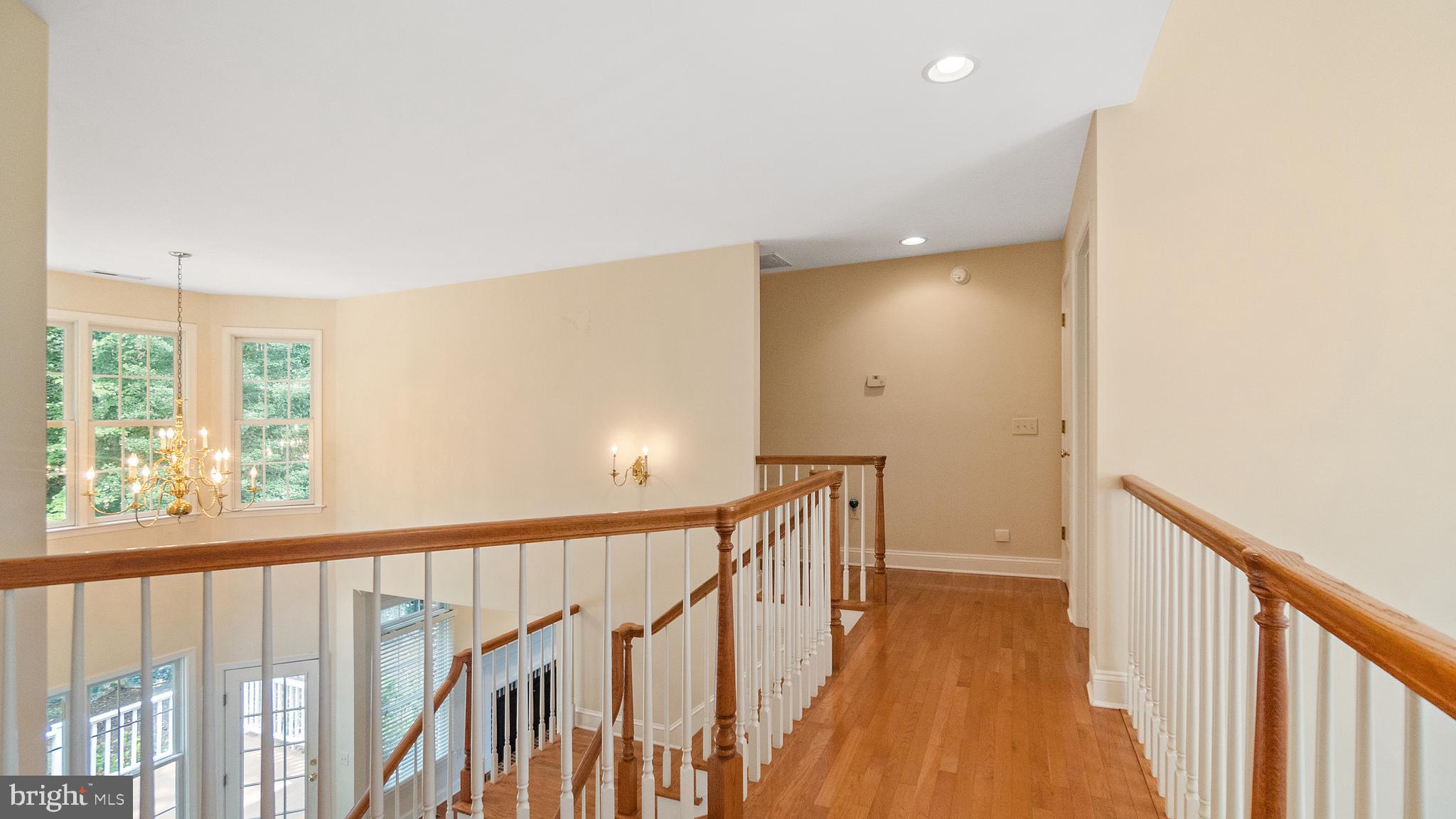 SHALLOWS THE - Residential