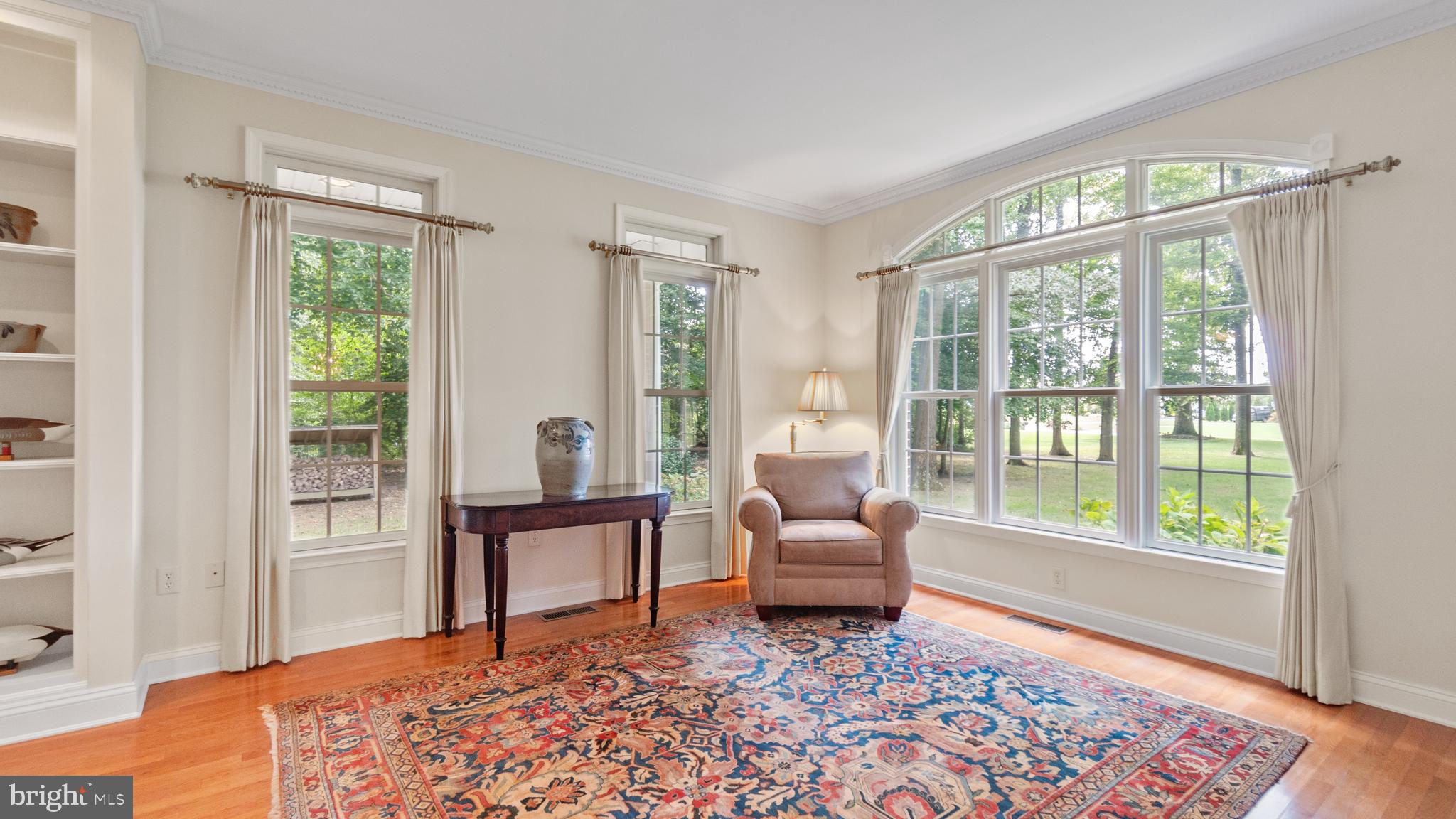 SHALLOWS THE - Residential