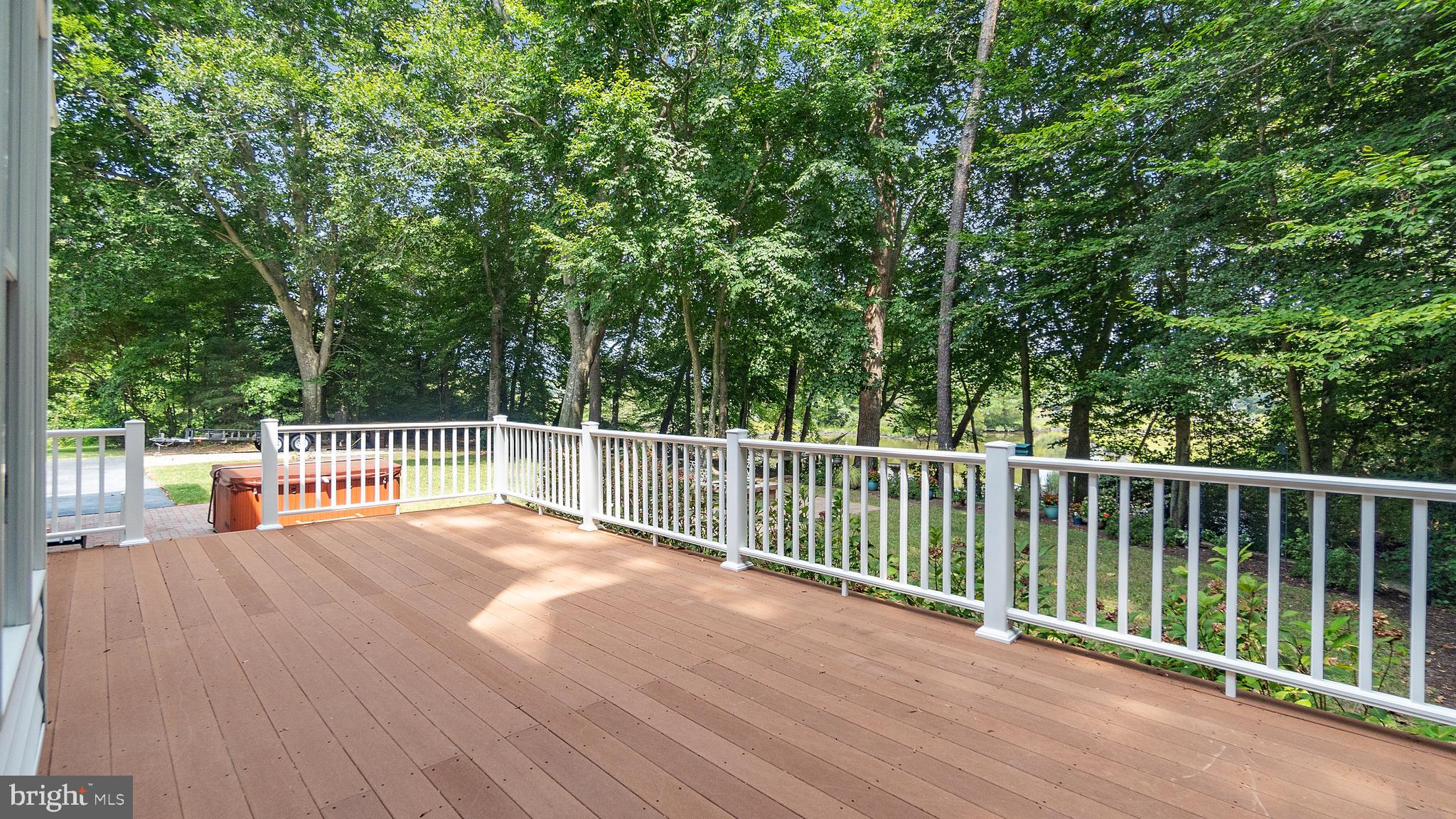 SHALLOWS THE - Residential