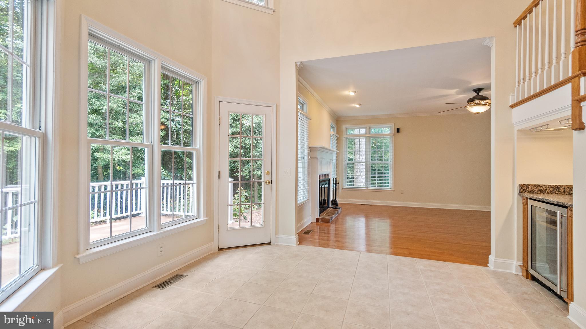 SHALLOWS THE - Residential