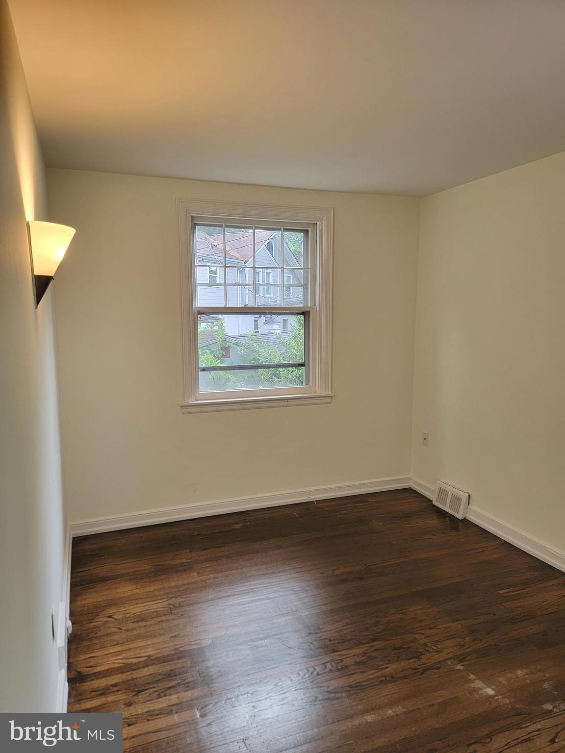 NARBERTH - Residential Lease