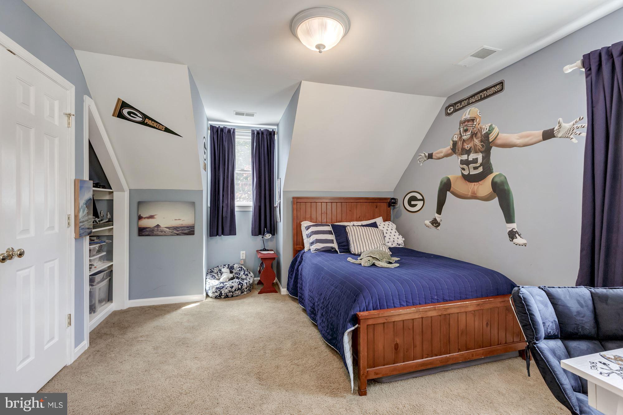 AYRLAWN - Residential