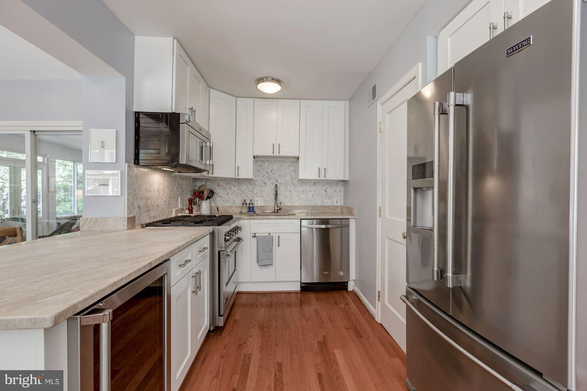 AYRLAWN - Residential