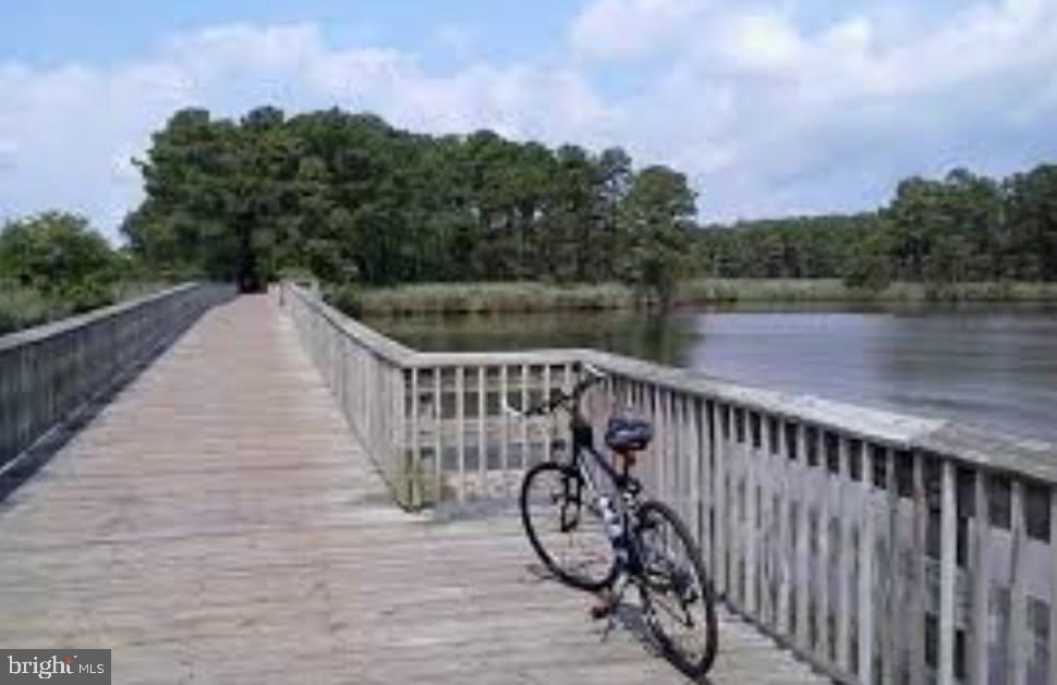 QUEEN ANNE COLONY - Residential