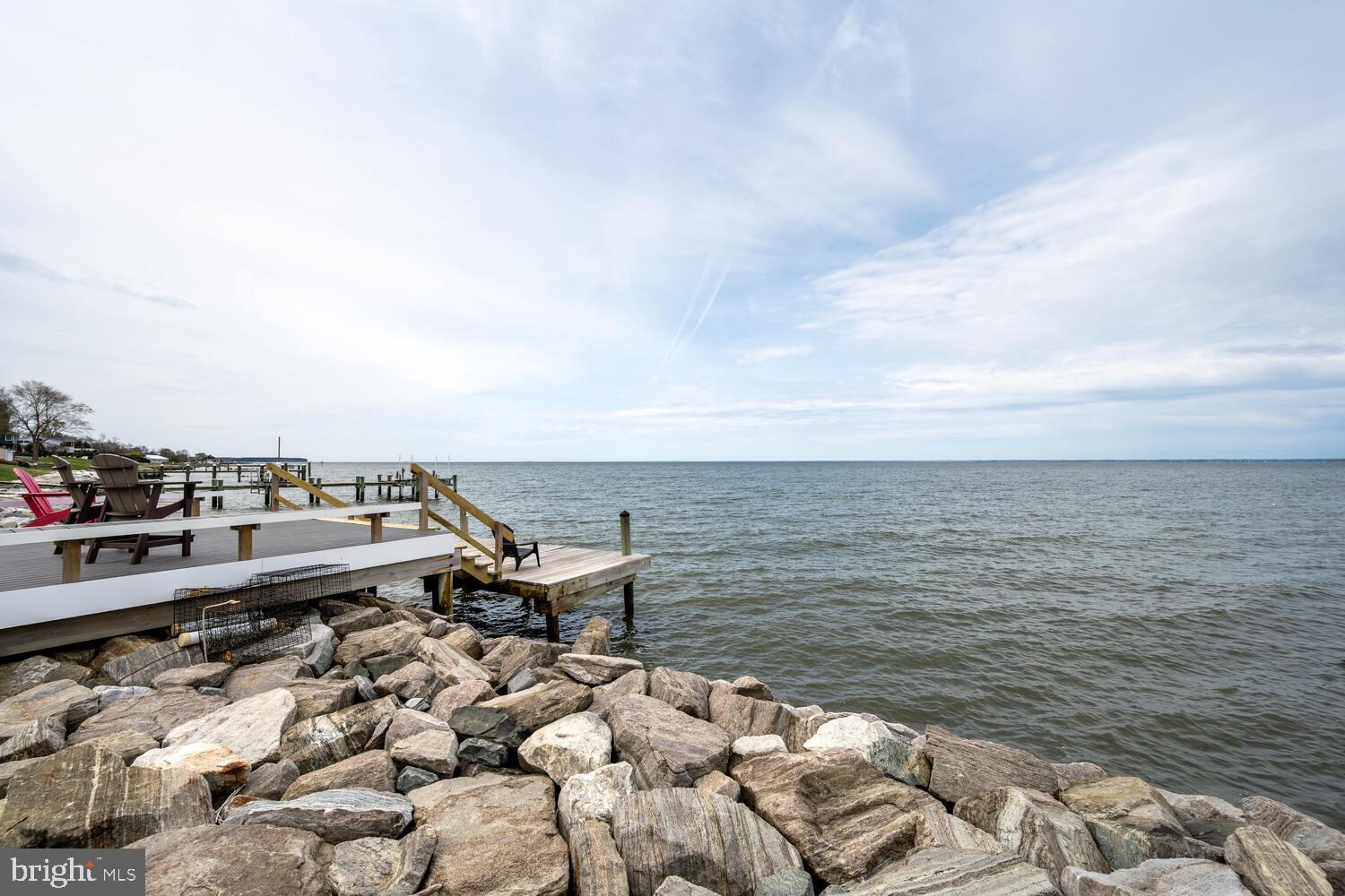 QUEEN ANNE COLONY - Residential