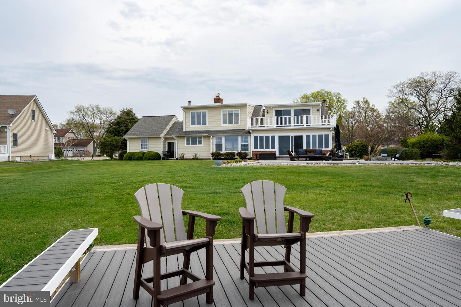 QUEEN ANNE COLONY - Residential