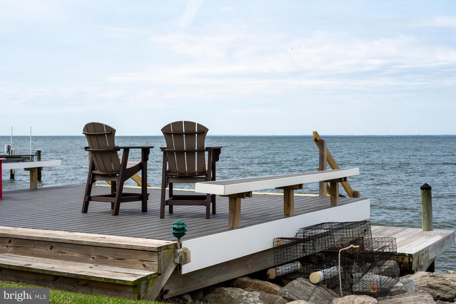 QUEEN ANNE COLONY - Residential