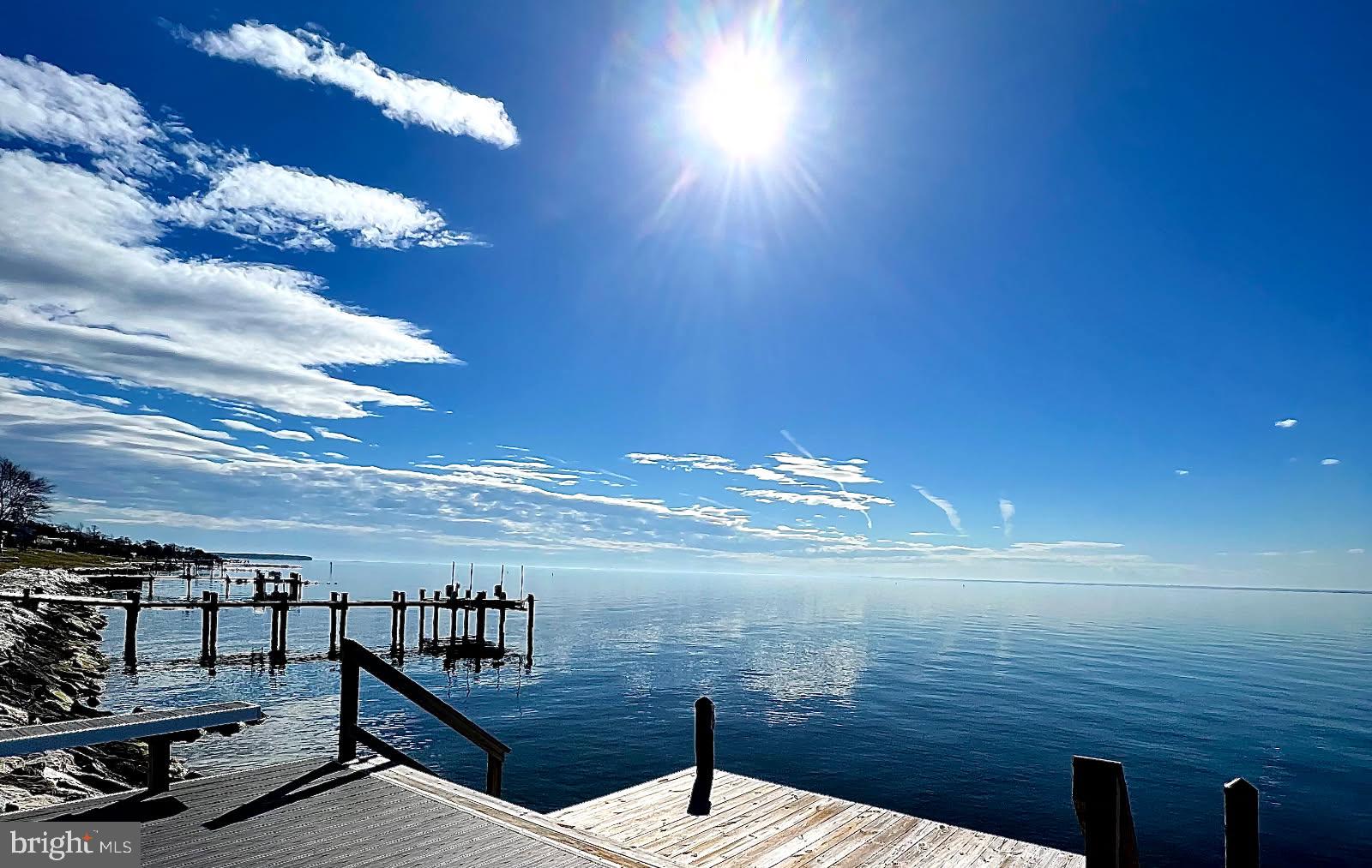 QUEEN ANNE COLONY - Residential