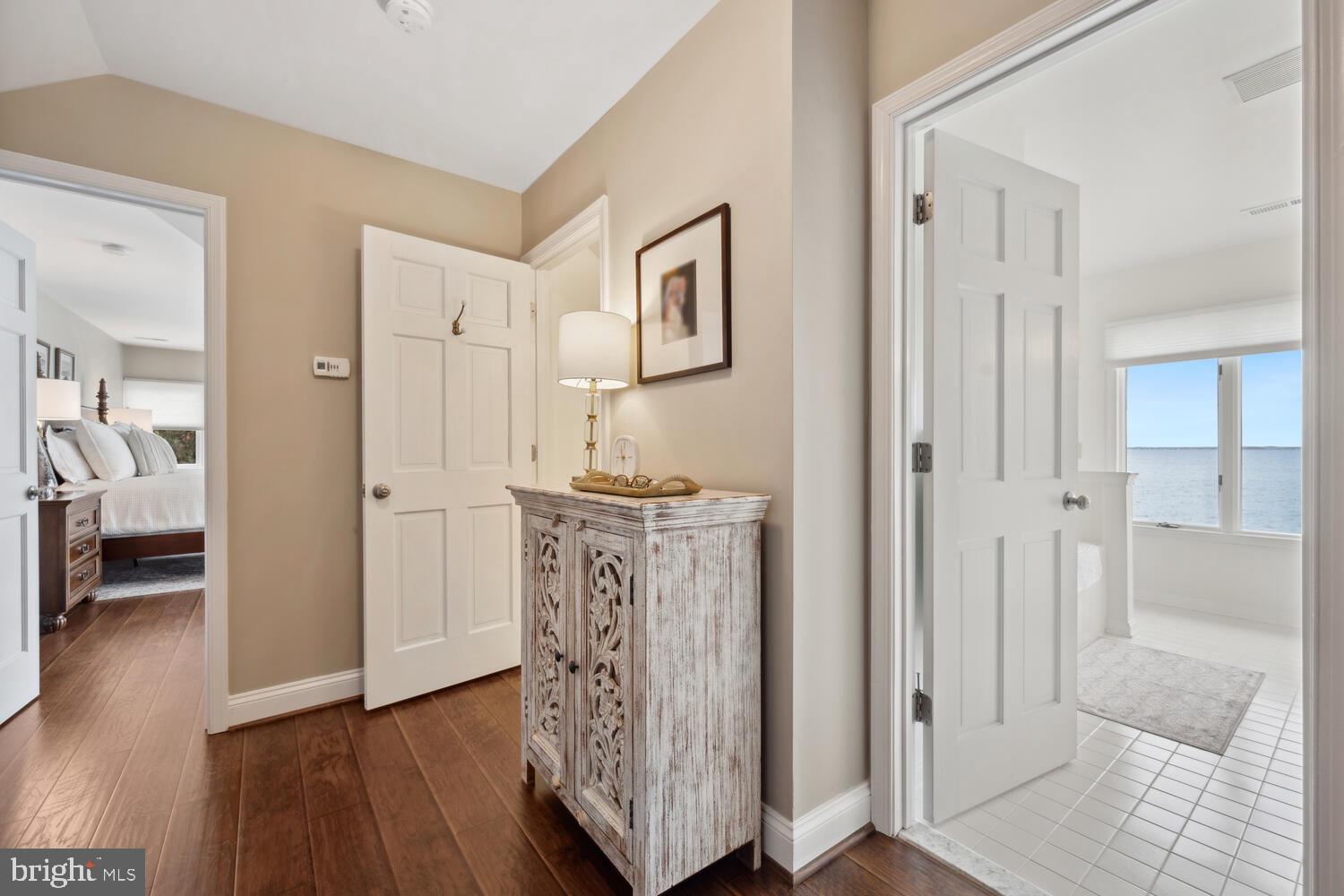 QUEEN ANNE COLONY - Residential