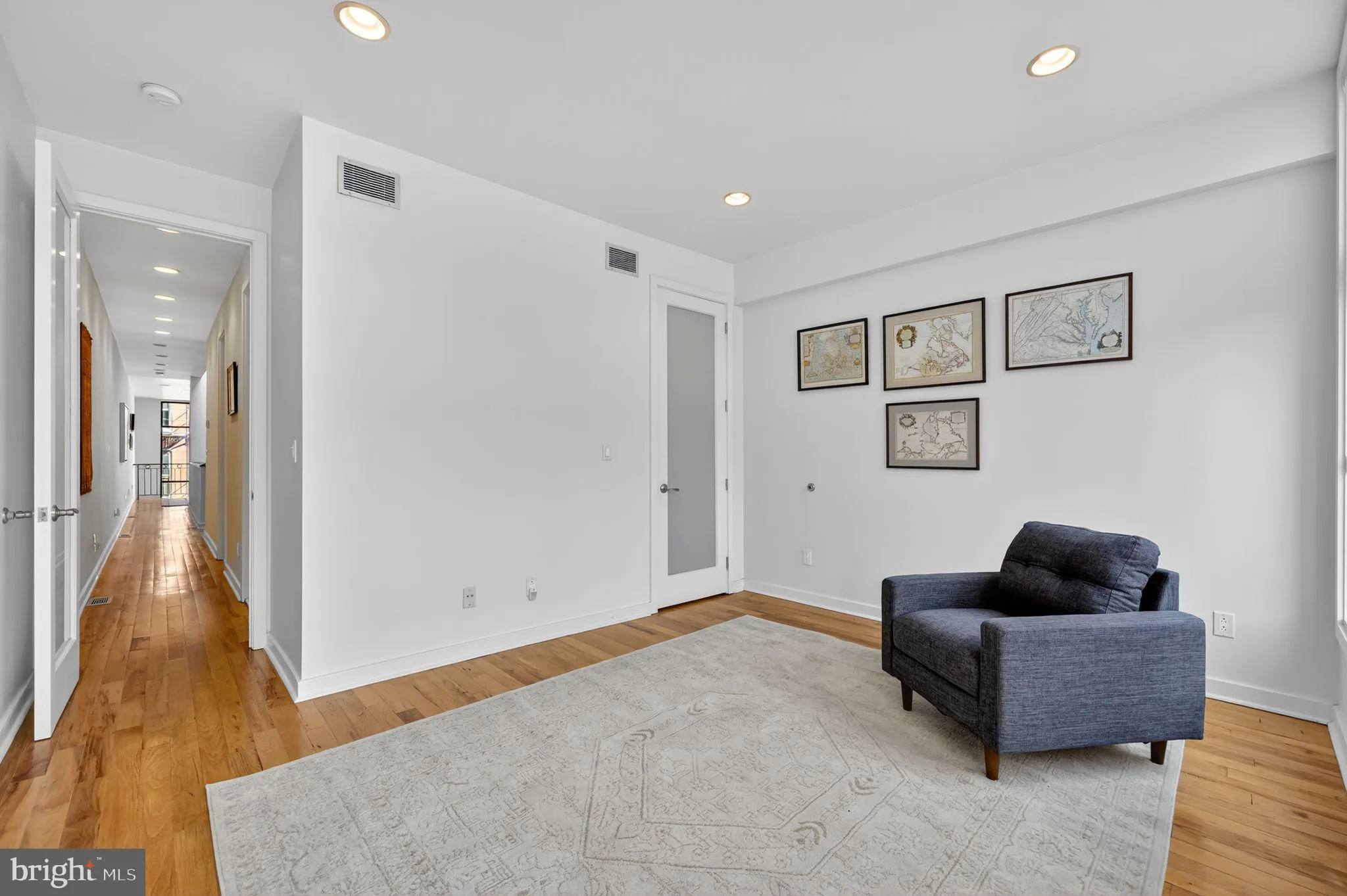 Philadelphia, Pennsylvania 19106, United States, 3 Bedrooms Bedrooms, ,4 BathroomsBathrooms,Residential,Active,223616