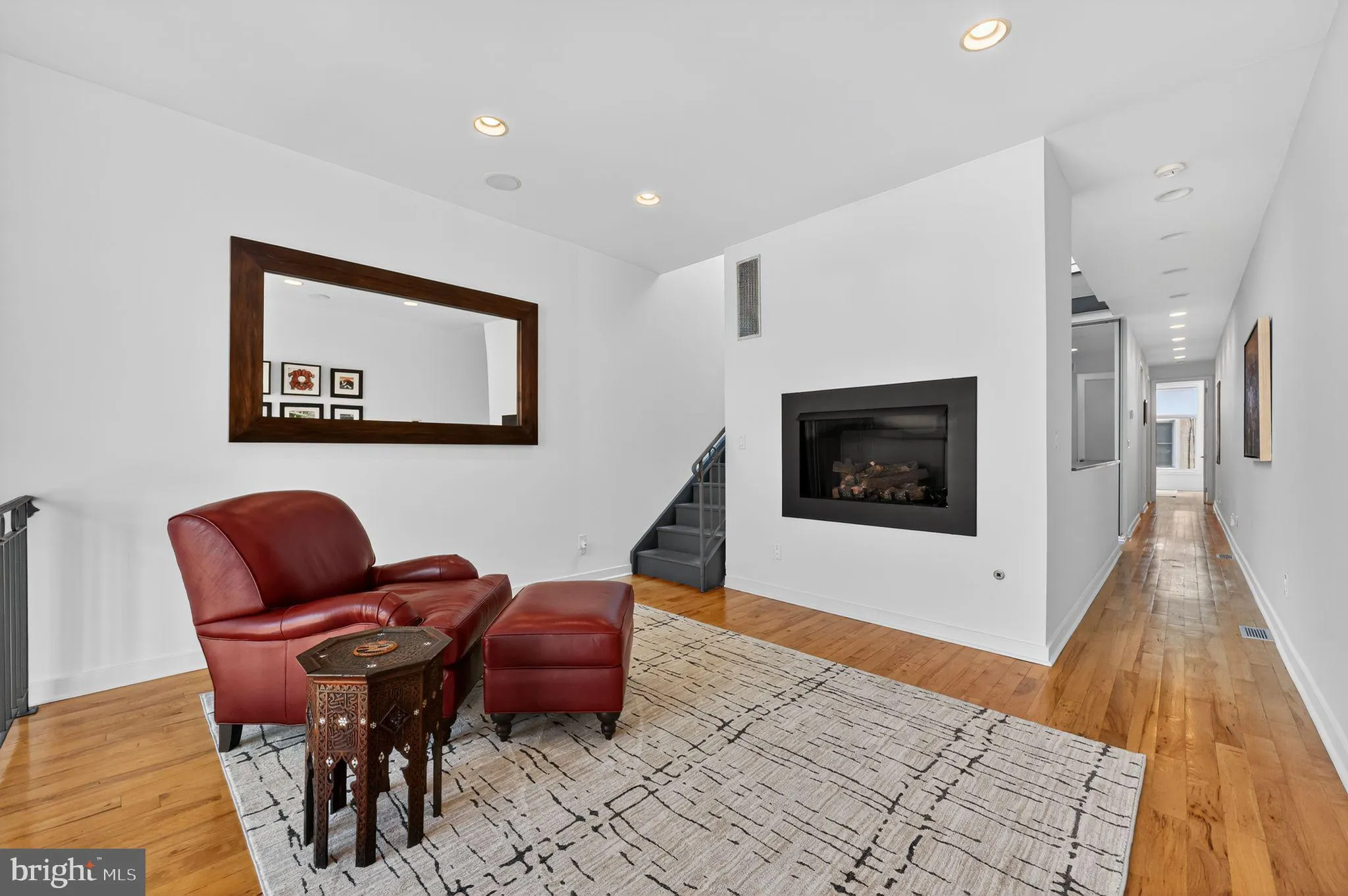 Philadelphia, Pennsylvania 19106, United States, 3 Bedrooms Bedrooms, ,4 BathroomsBathrooms,Residential,Active,223616