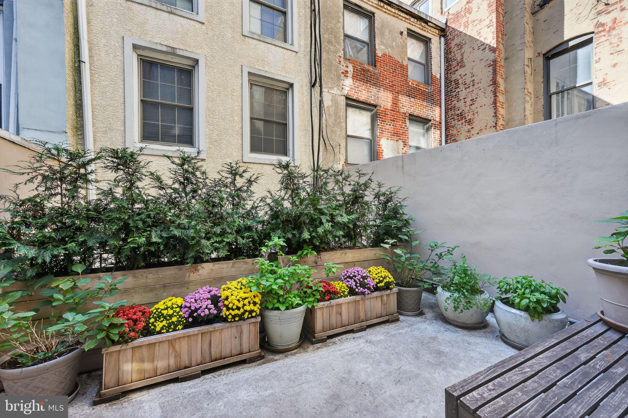 OLD CITY - Residential