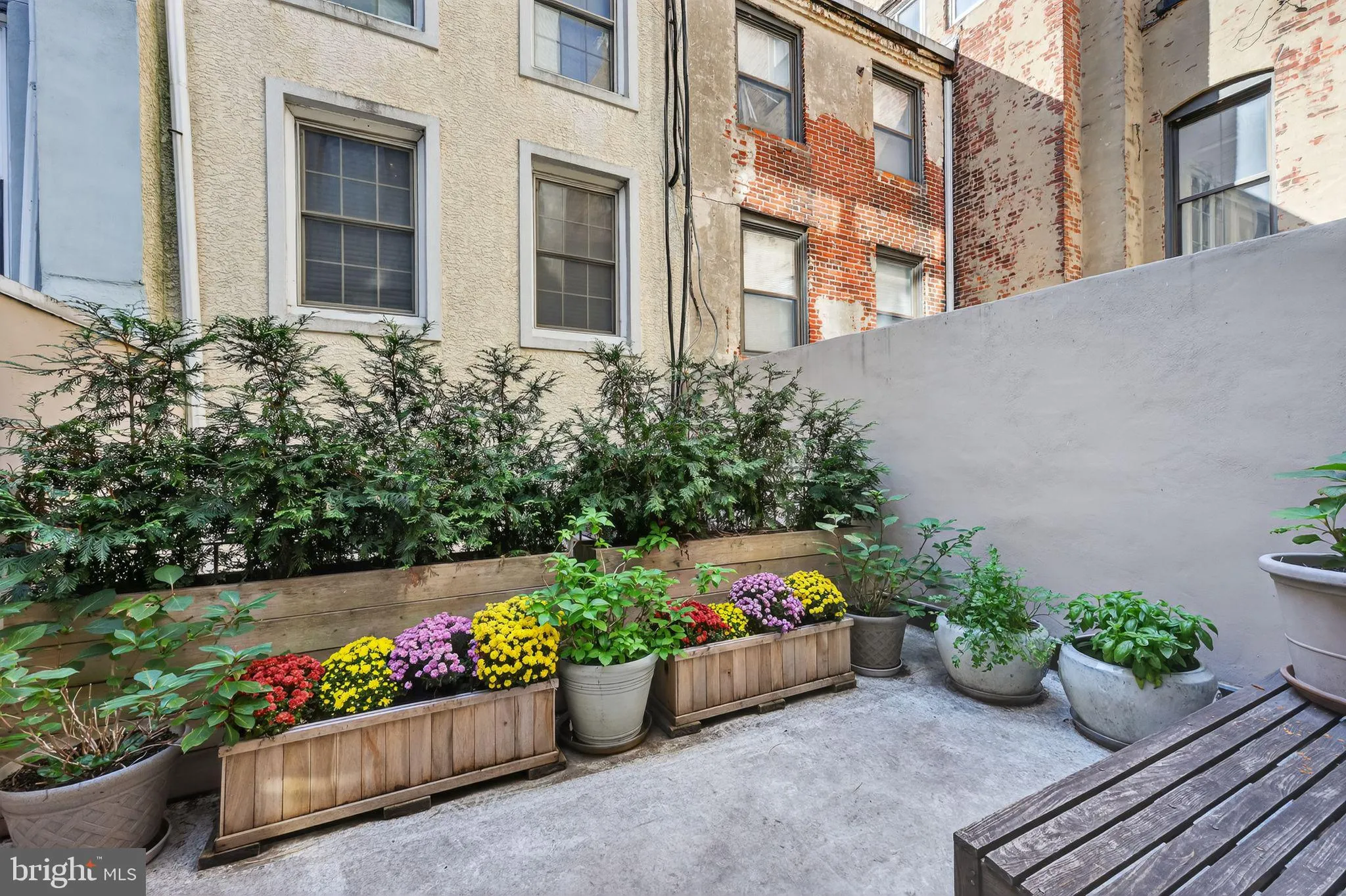 Philadelphia, Pennsylvania 19106, United States, 3 Bedrooms Bedrooms, ,4 BathroomsBathrooms,Residential,Active,223616